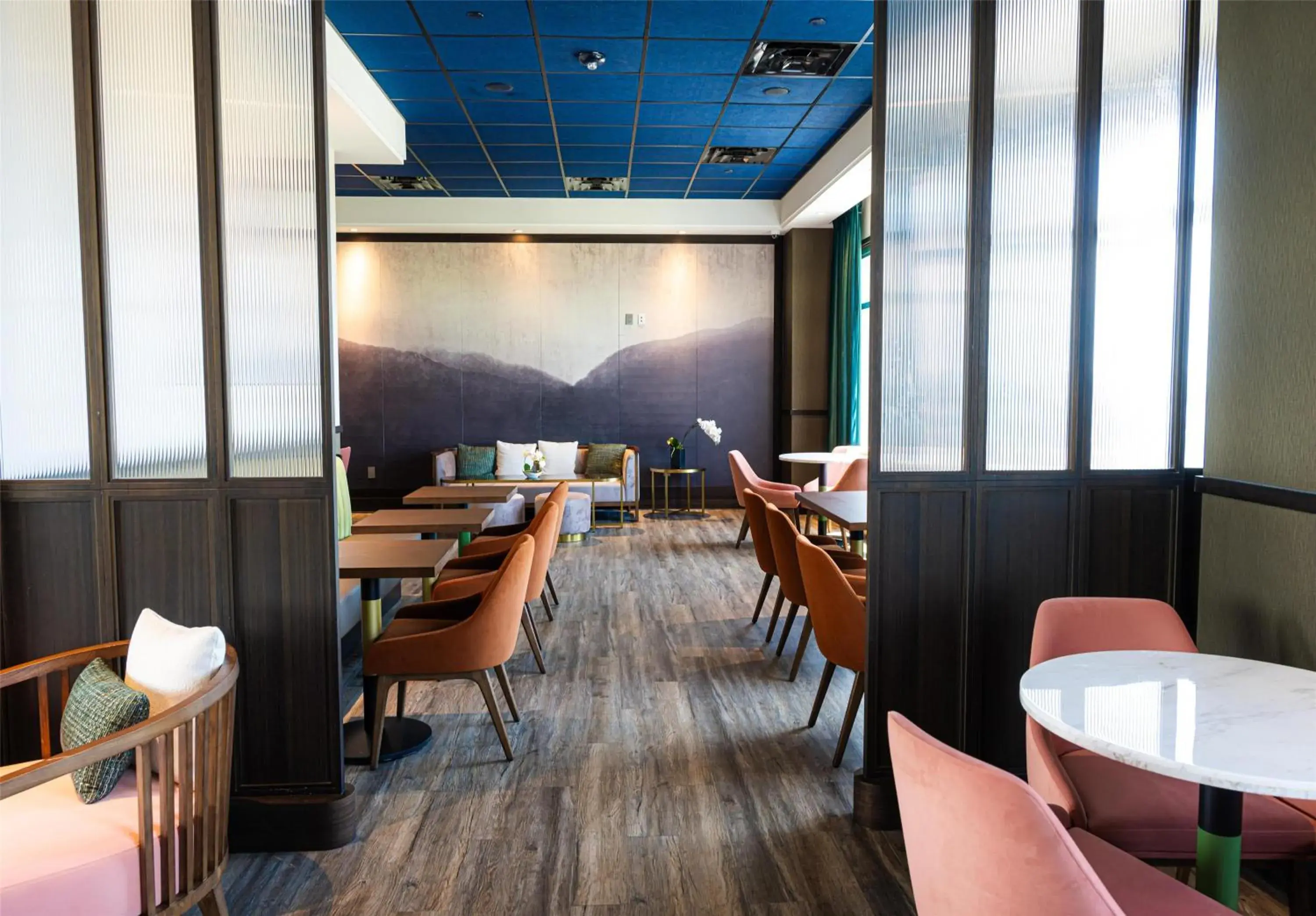 Restaurant/places to eat in Blossom Hotel Houston, Curio Collection by Hilton Restaurant/places to eat in Blossom Hotel Houston, Curio Collection by Hilton