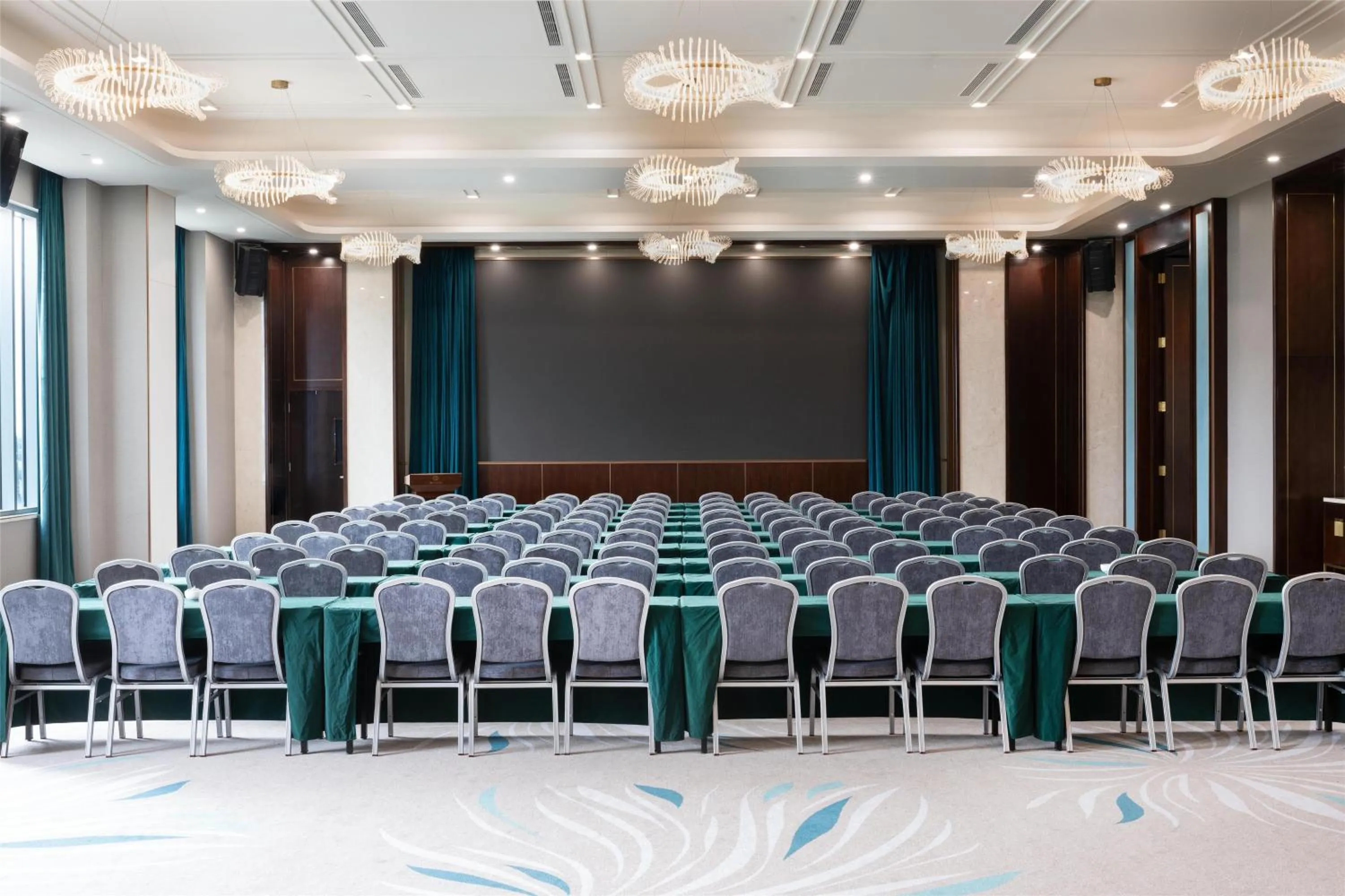 Meeting/conference room in Blossom Hotel Houston, Curio Collection by Hilton