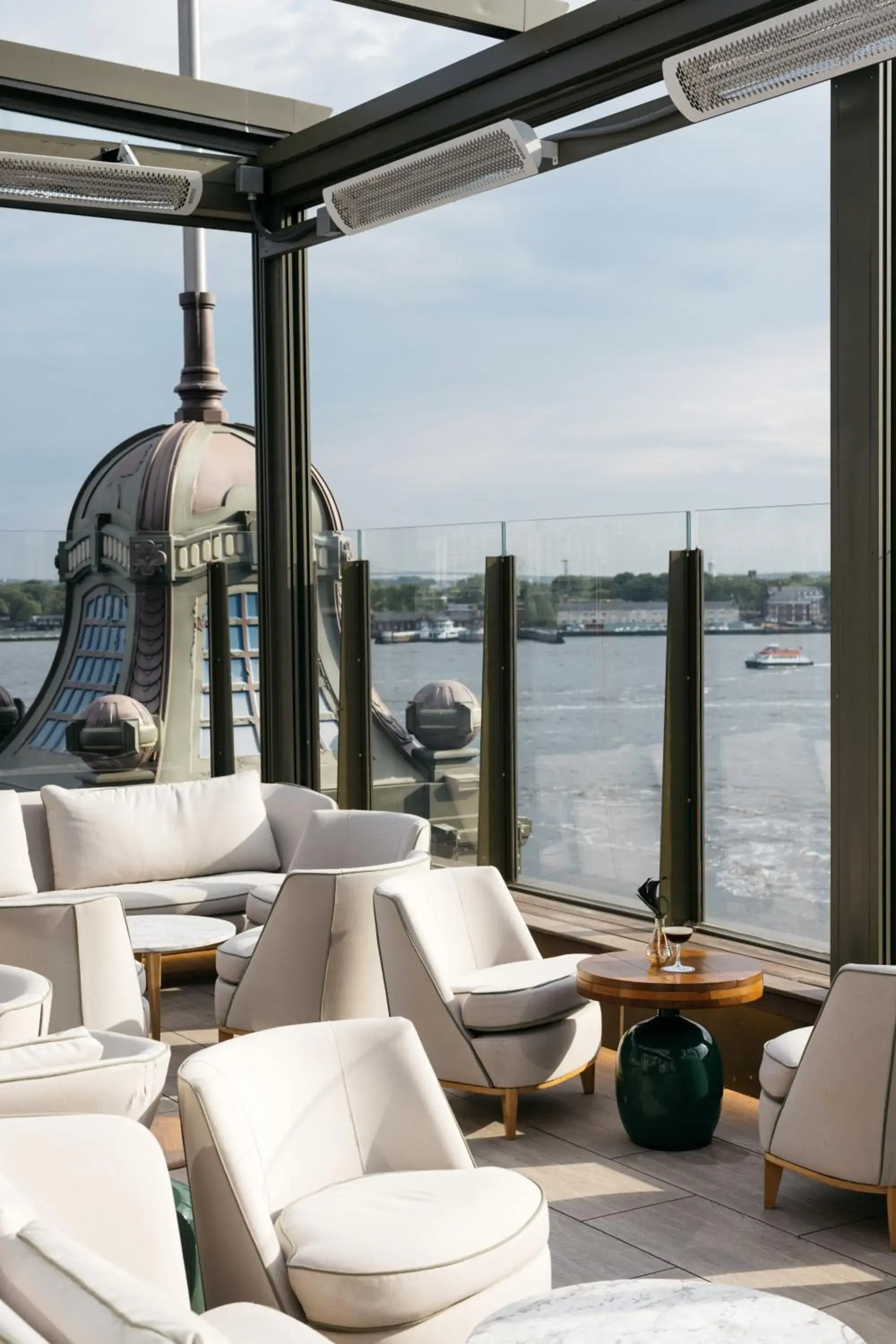 Restaurant/places to eat in Casa Cipriani New York Restaurant/places to eat in Casa Cipriani New York