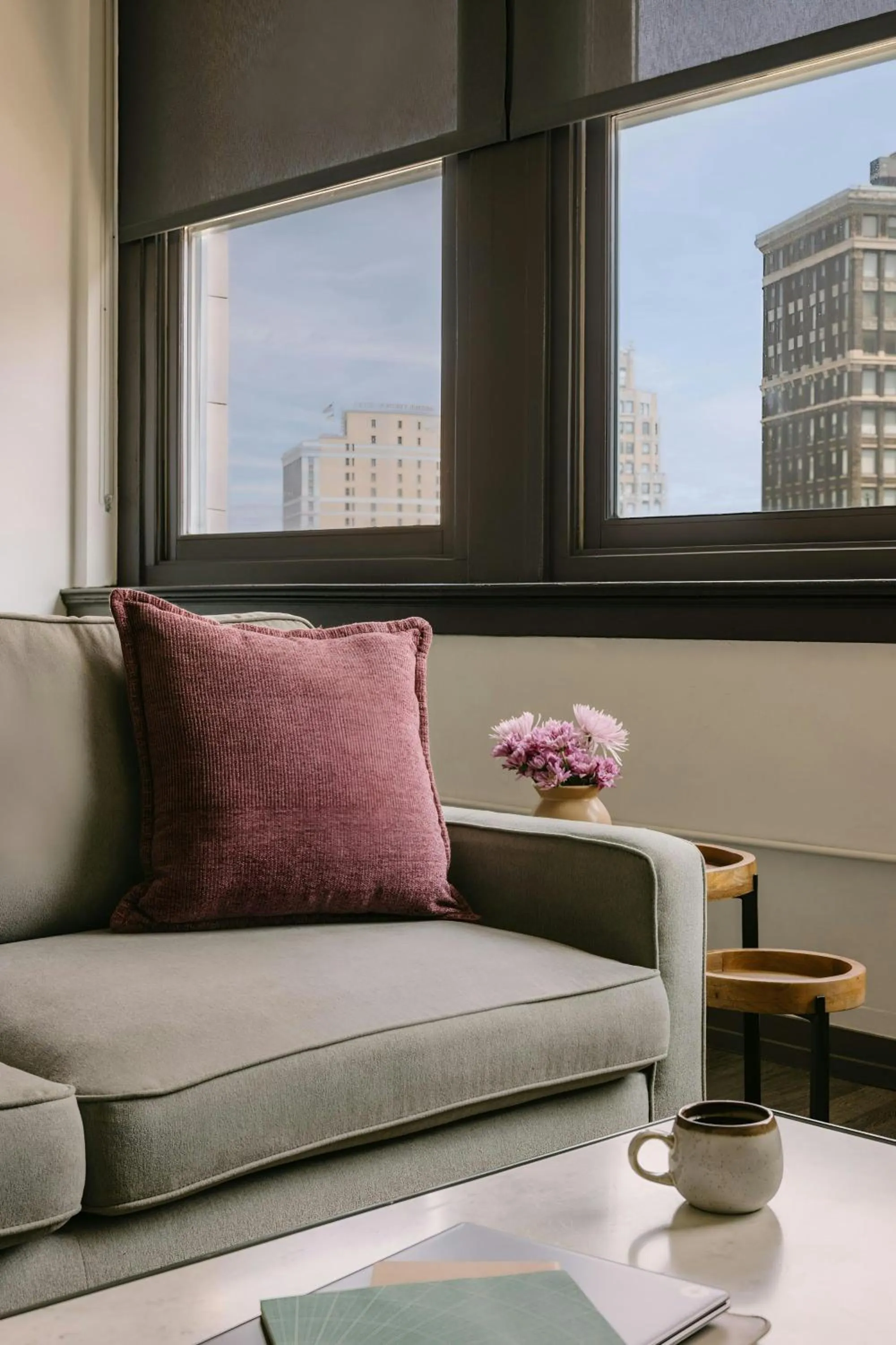 Living room in Sonder by Marriott Bonvoy Gabriel Richard Apartments Downtown