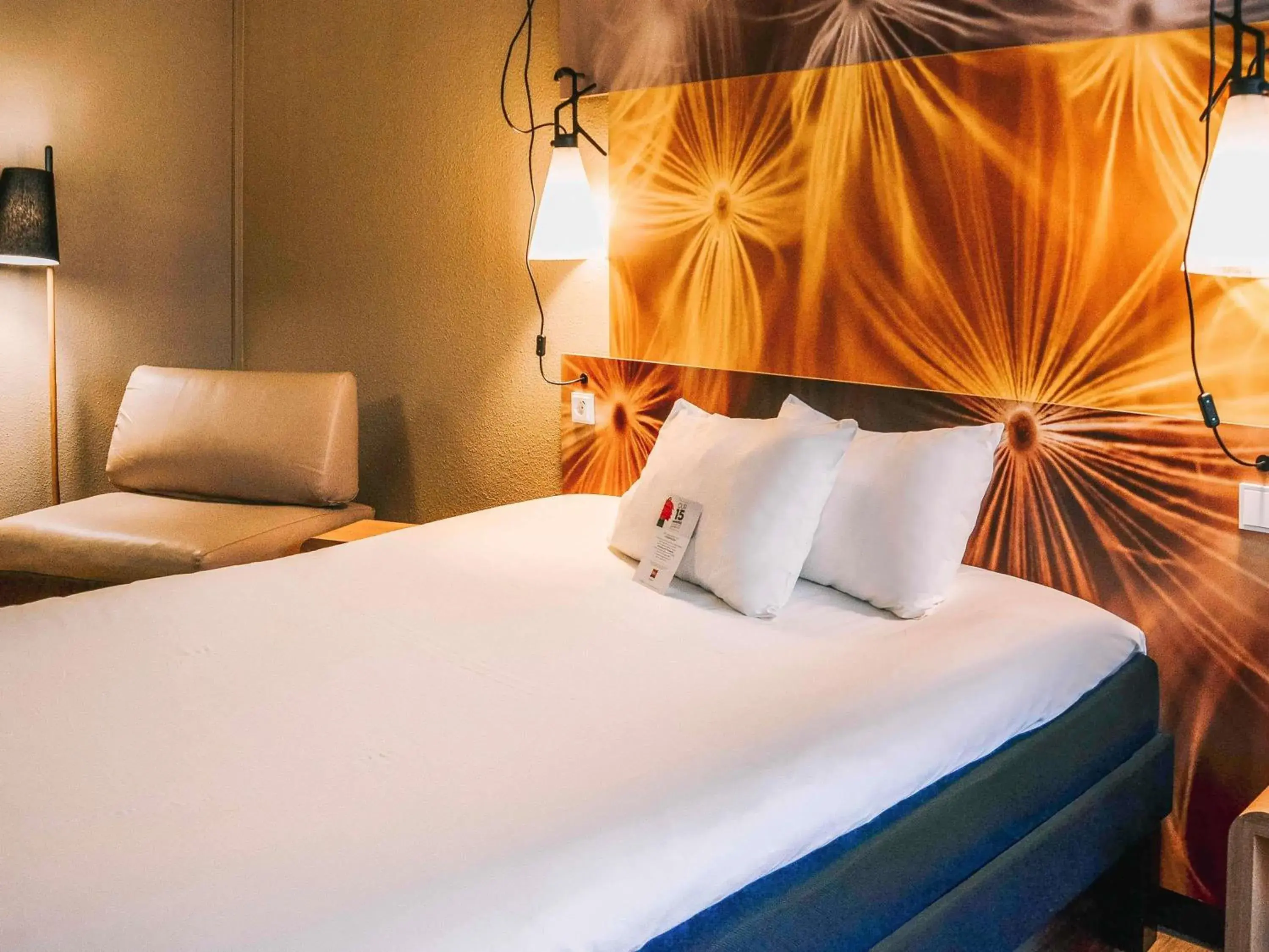 Bedroom, Bed in ibis Hotel Frankfurt Airport Bedroom, Bed in ibis Hotel Frankfurt Airport