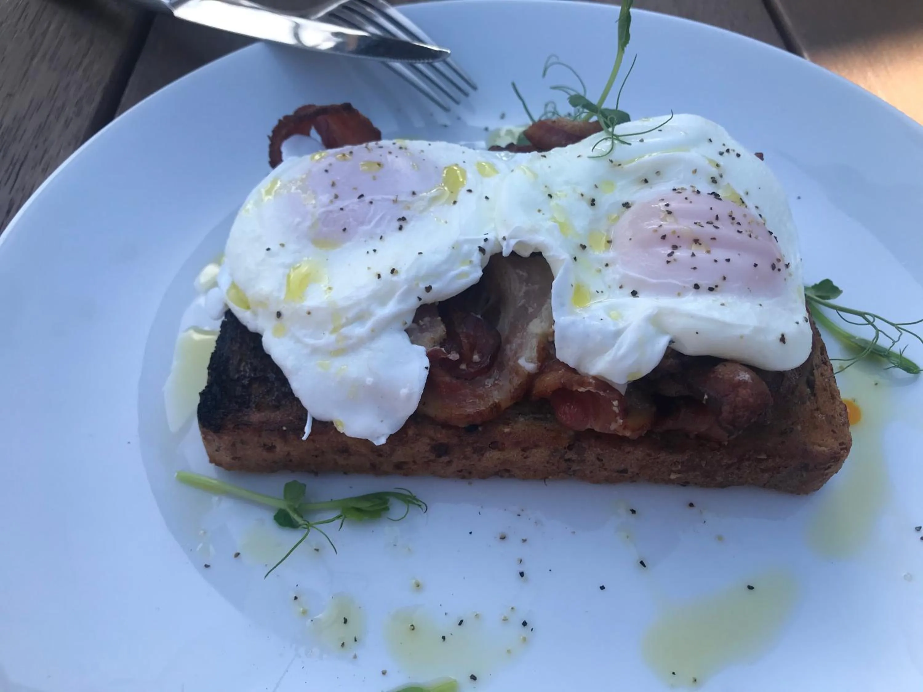 Food in Century House B & B flatlette