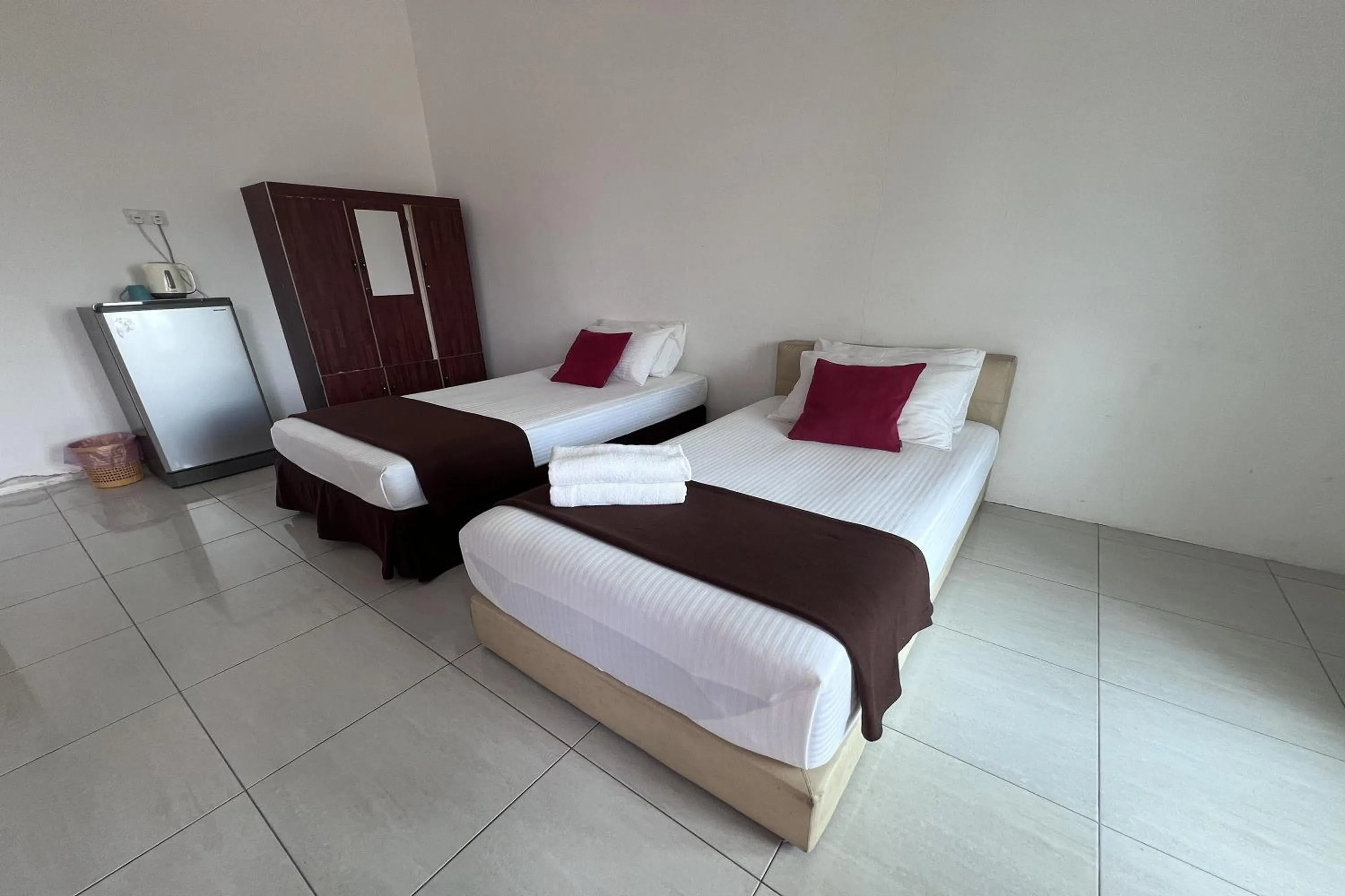 Bed in Saujana Villa Cherok Paloh, Kuantan Beach