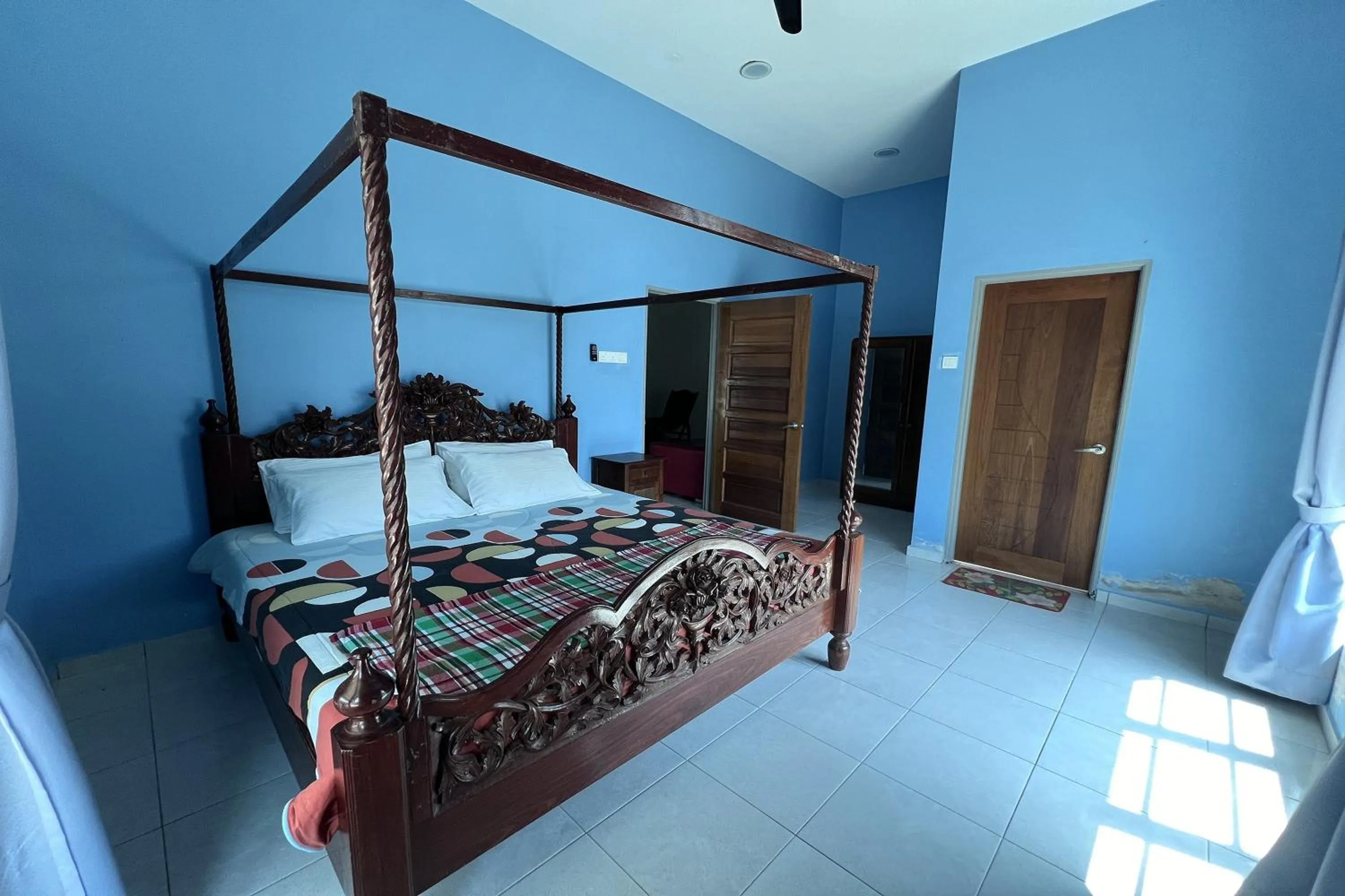 Bedroom, Bed in Saujana Villa Cherok Paloh, Kuantan Beach
