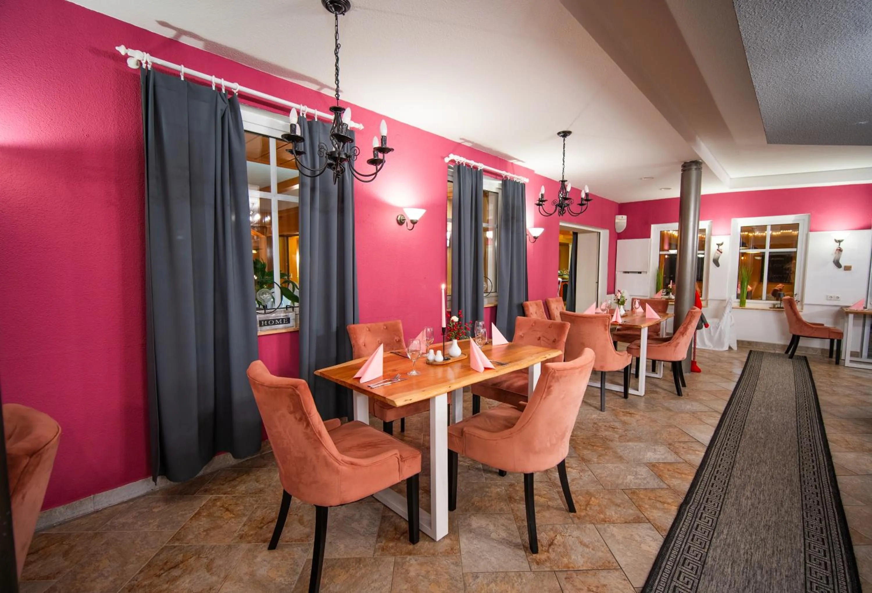 Restaurant/places to eat in Berghotel Drei Brüder Höhe