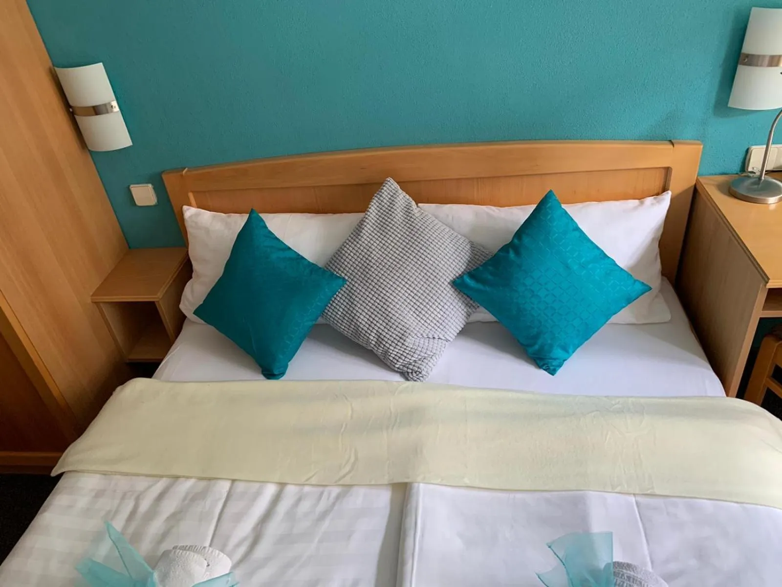 Bed in Berghotel Drei Brüder Höhe