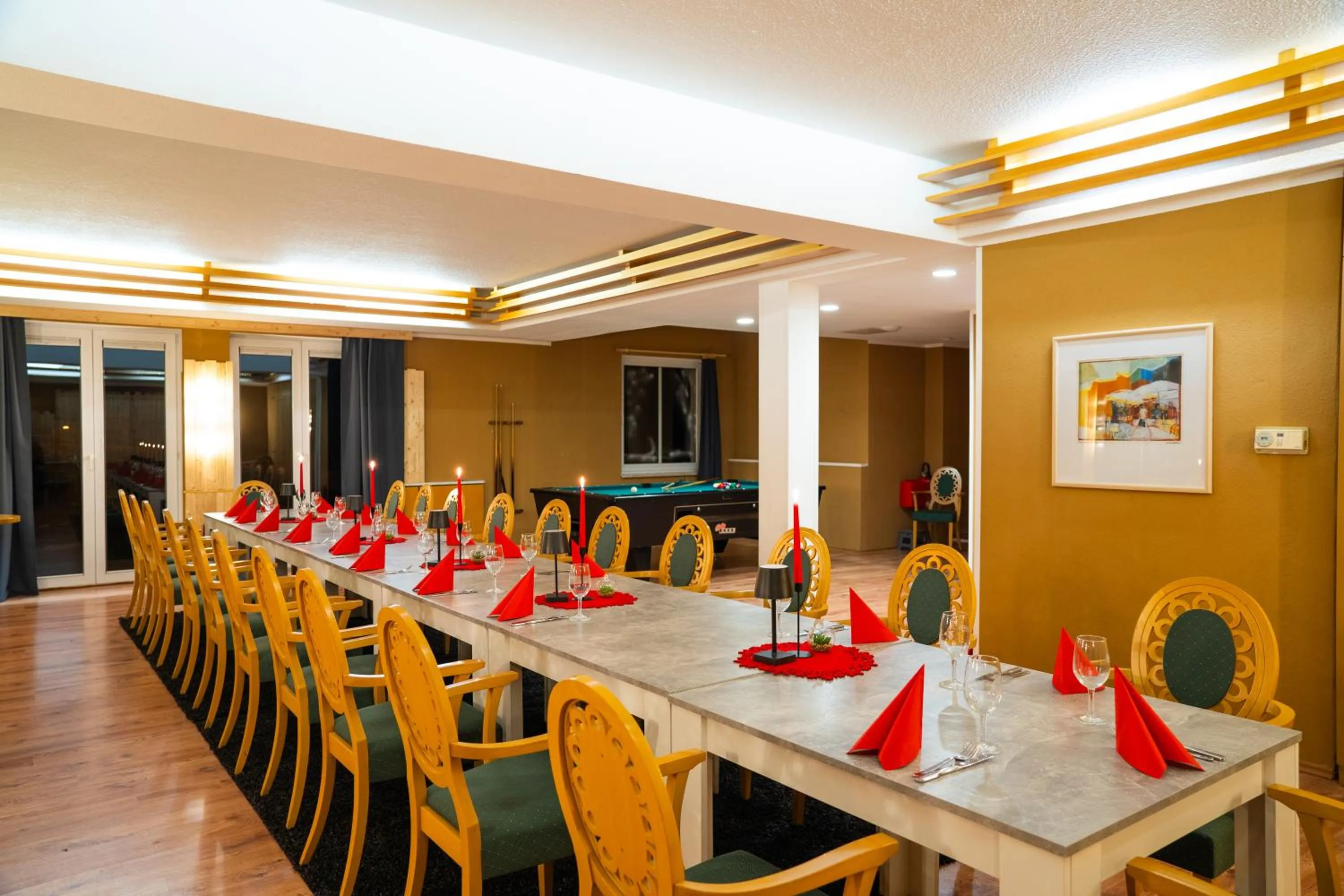 Restaurant/places to eat in Berghotel Drei Brüder Höhe