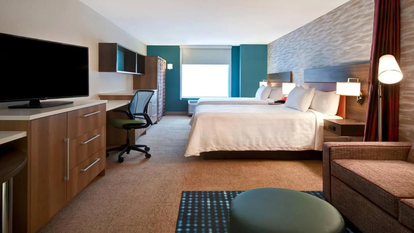 TV and multimedia, Bed in Home2 Suites Wichita Downtown Delano, Ks