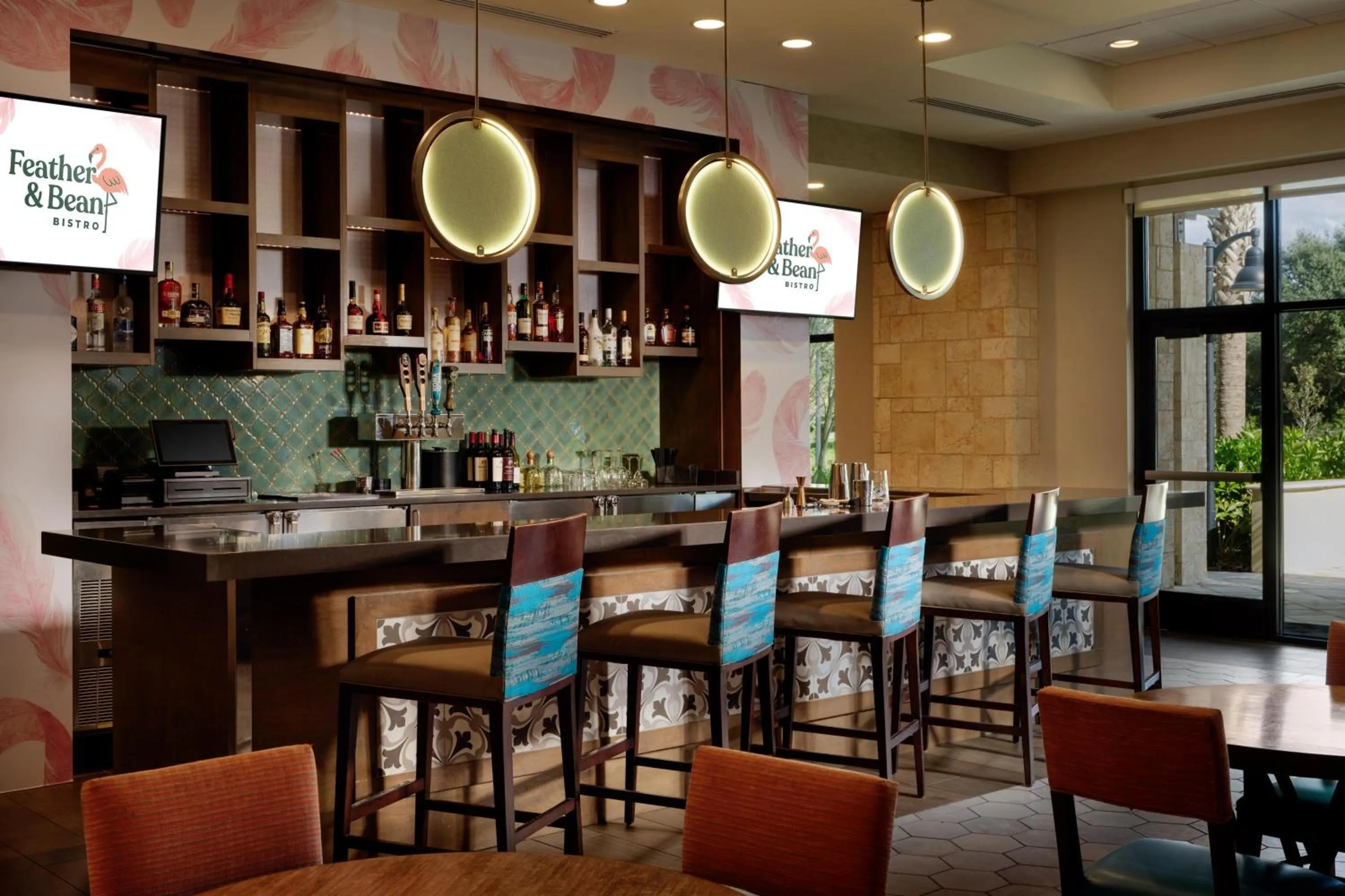 Lounge or bar in Home2 Suites By Hilton Orlando Flamingo Crossings, FL