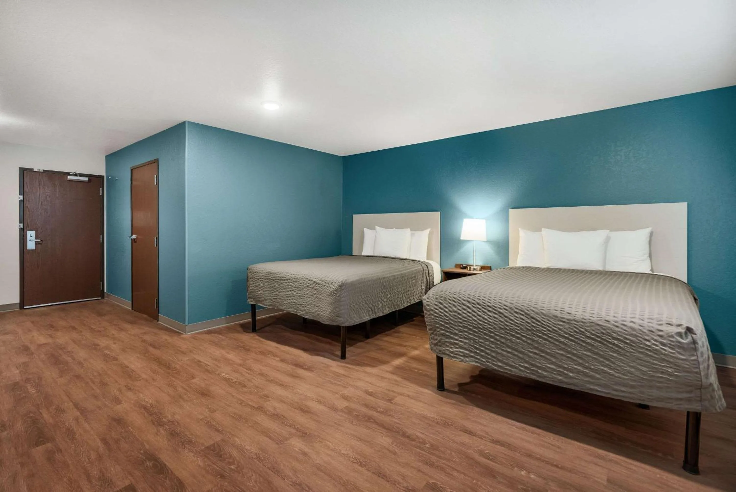 Photo of the whole room, Bed in WoodSpring Suites Sulphur - Lake Charles