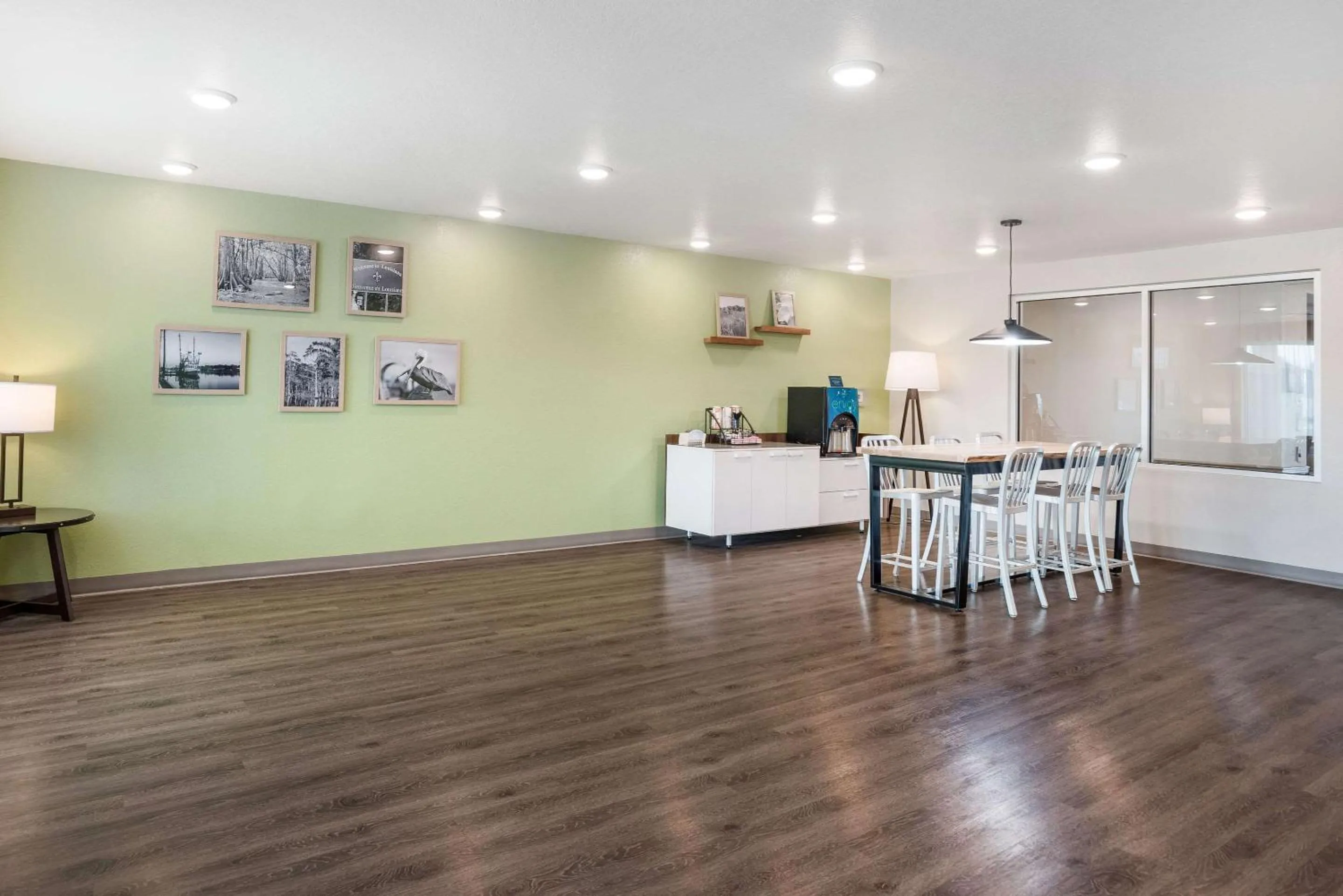 Lobby or reception in WoodSpring Suites Sulphur - Lake Charles