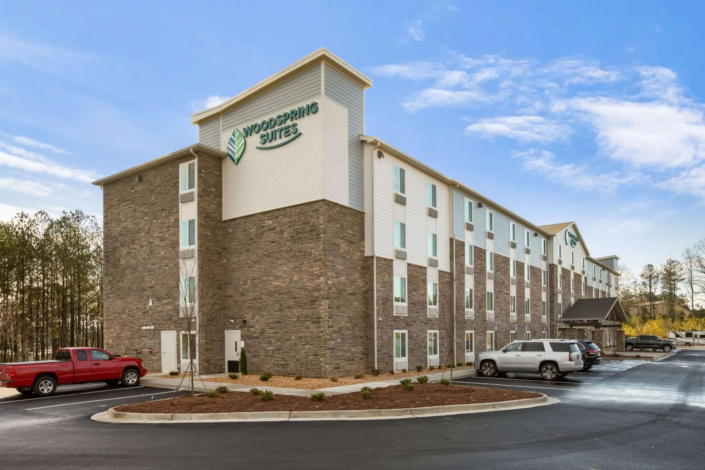 Property building in WoodSpring Suites Atlanta Newnan