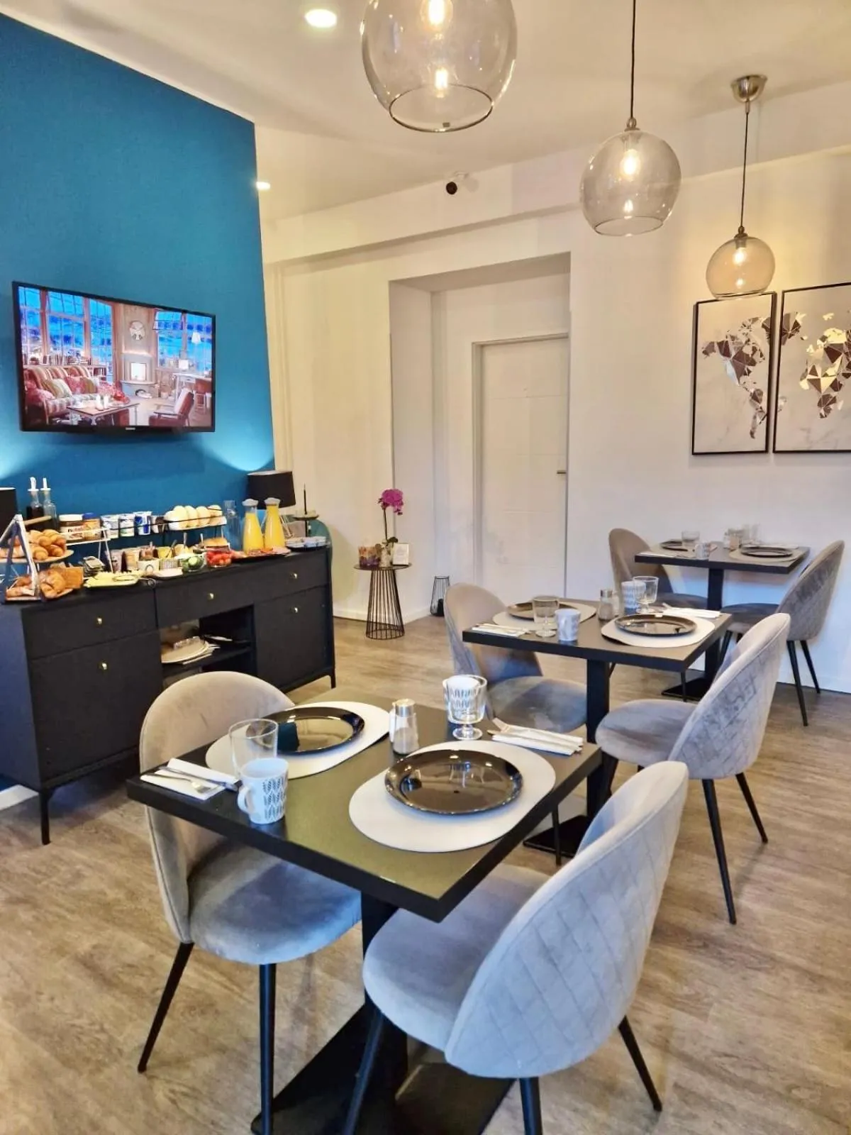 TV and multimedia in Bed & Breakfast Donji Grad