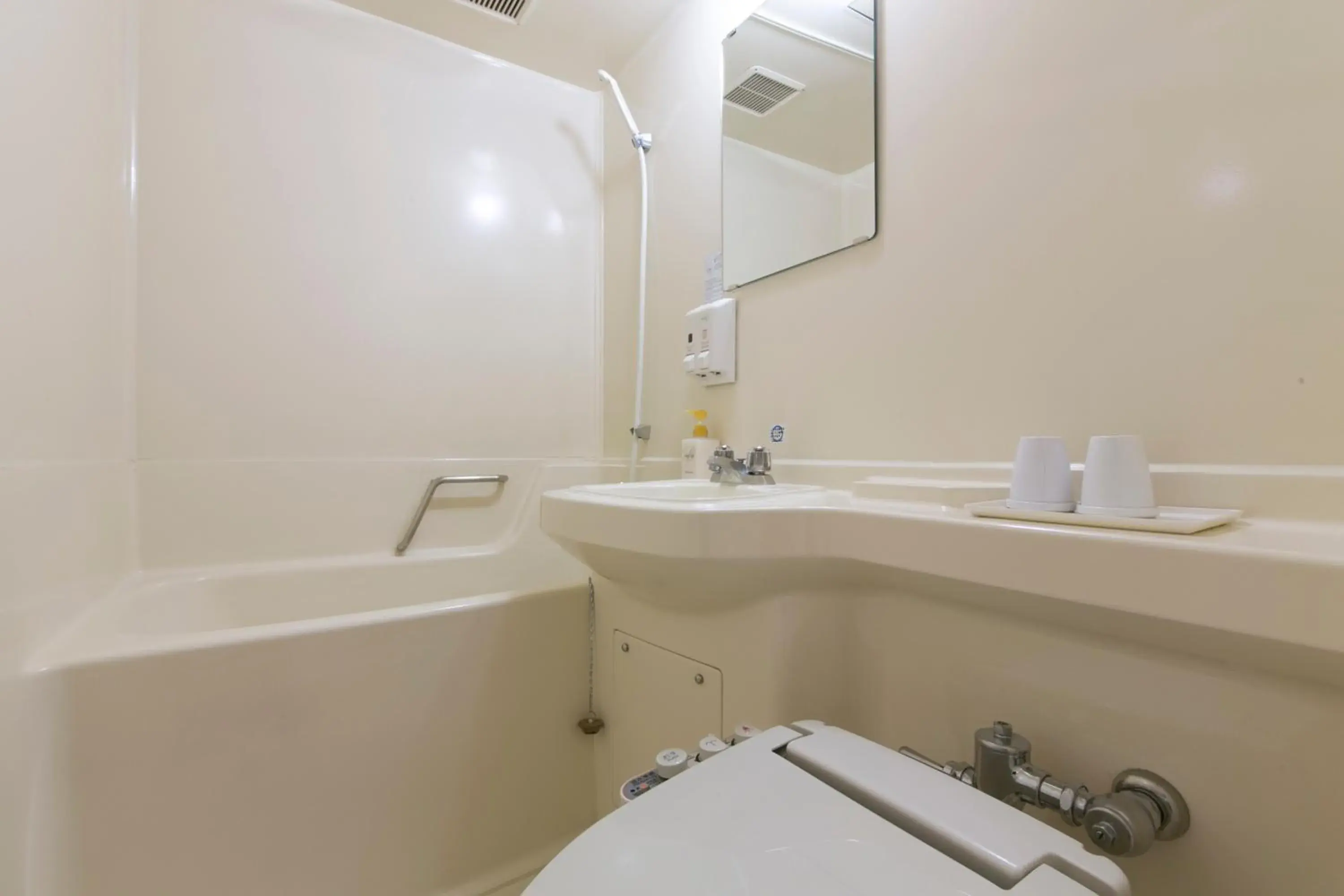 Single Room - Smoking in Hotel S-Plus Hiroshima Peace Park Single Room - Smoking in Hotel S-Plus Hiroshima Peace Park