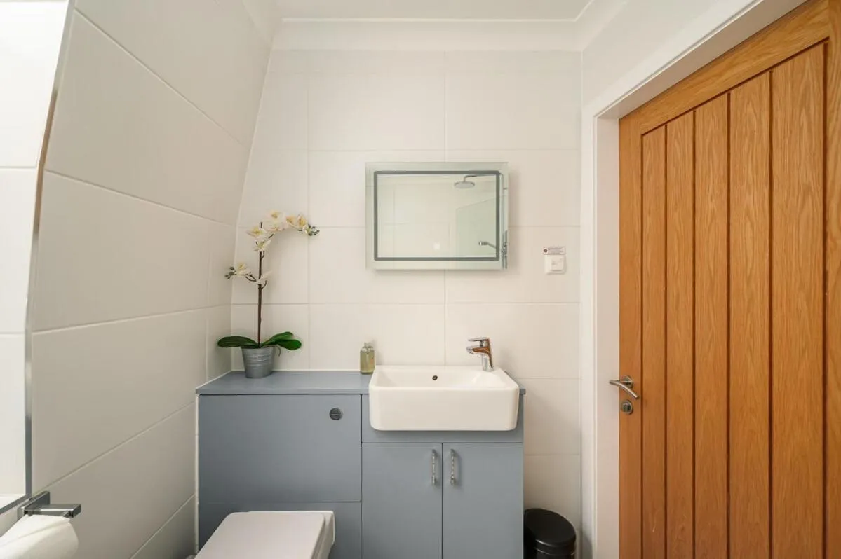 Queensferry Street Lane - Fantastic 2 BR City Centre Mews House with free secure parking!