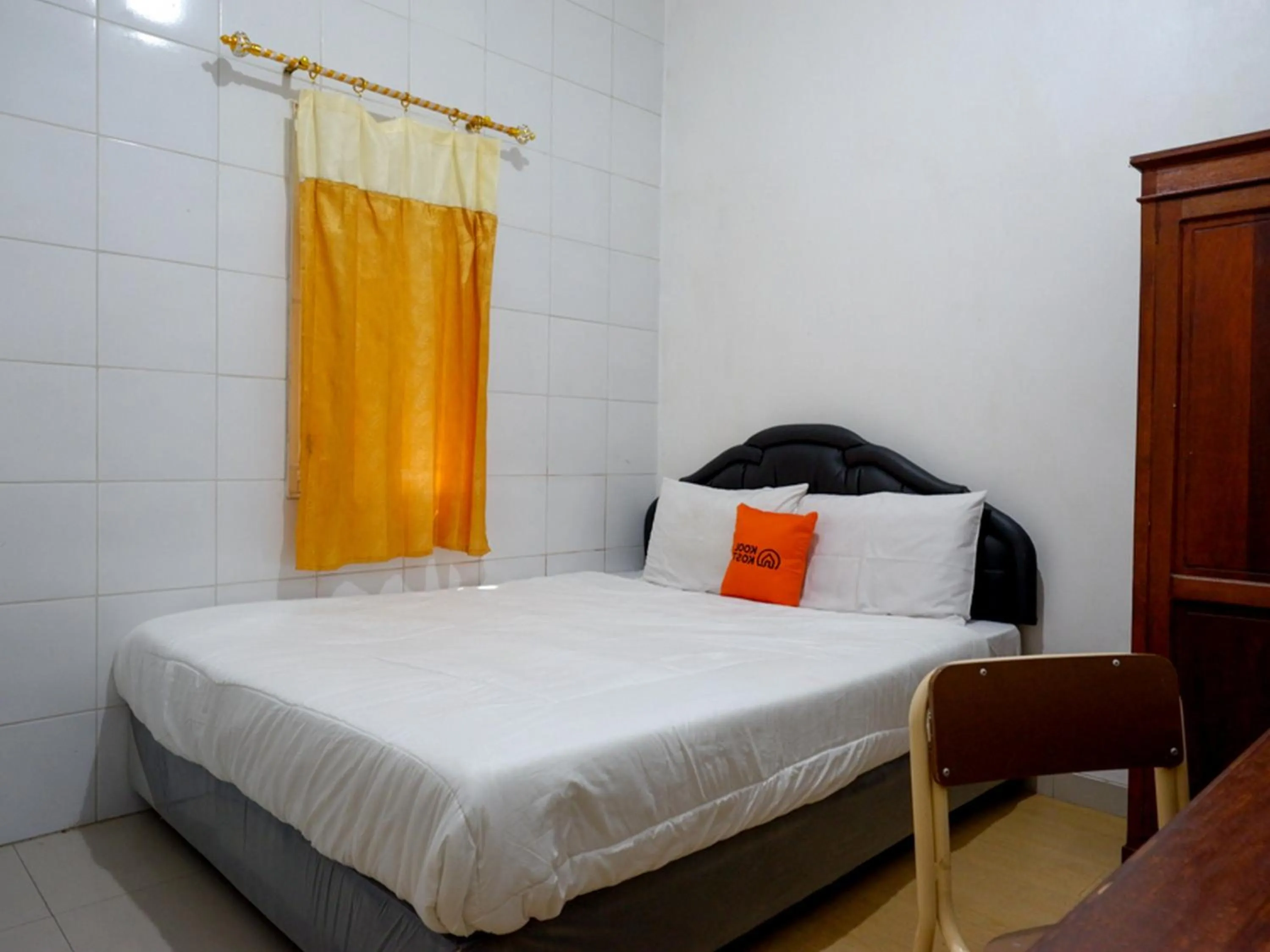 Bed in KoolKost Syariah near Universitas Diponegoro Tembalang 2