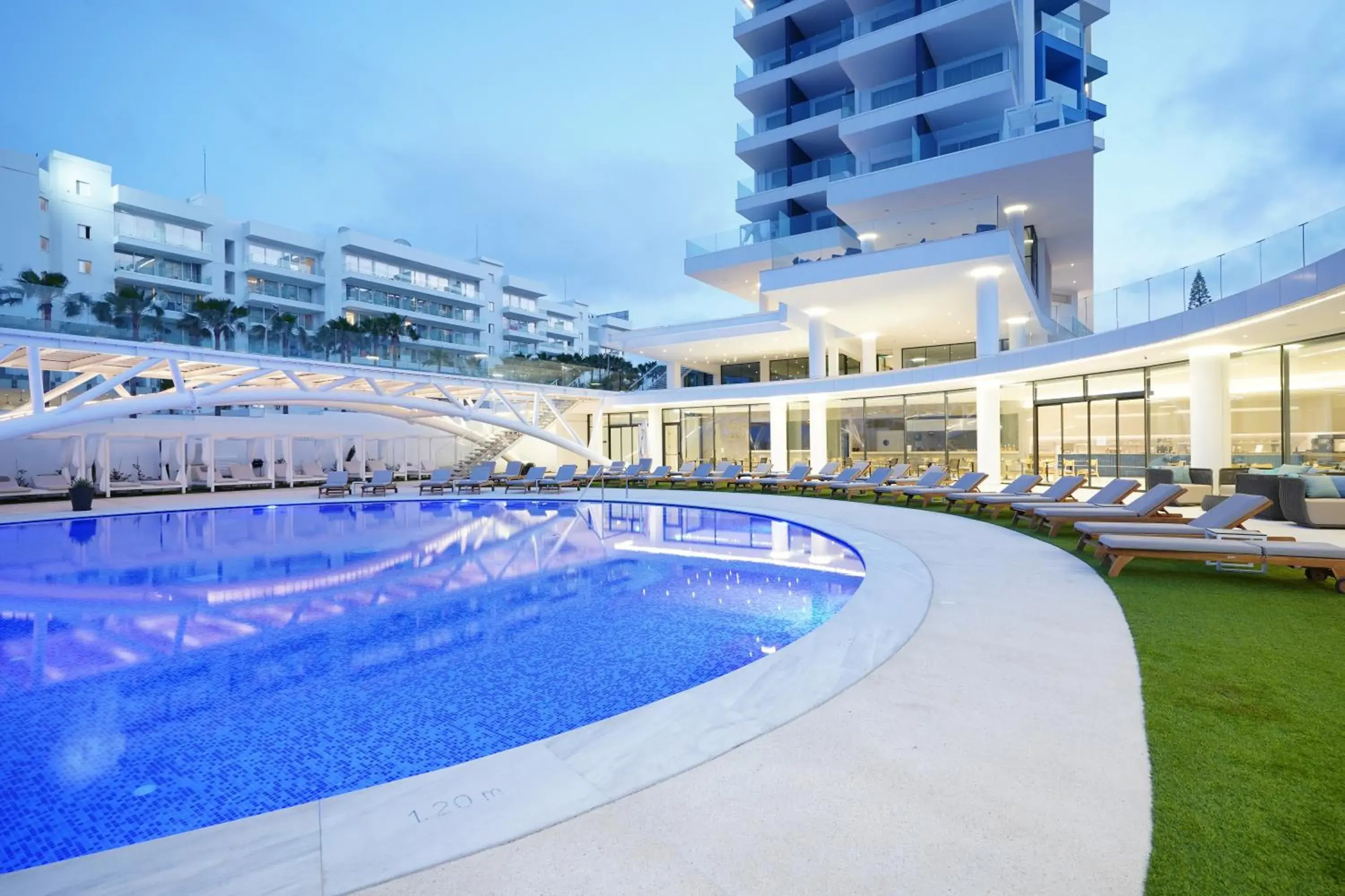 Swimming pool in Flamingo Paradise Beach Hotel - Adults Only Swimming pool in Flamingo Paradise Beach Hotel - Adults Only