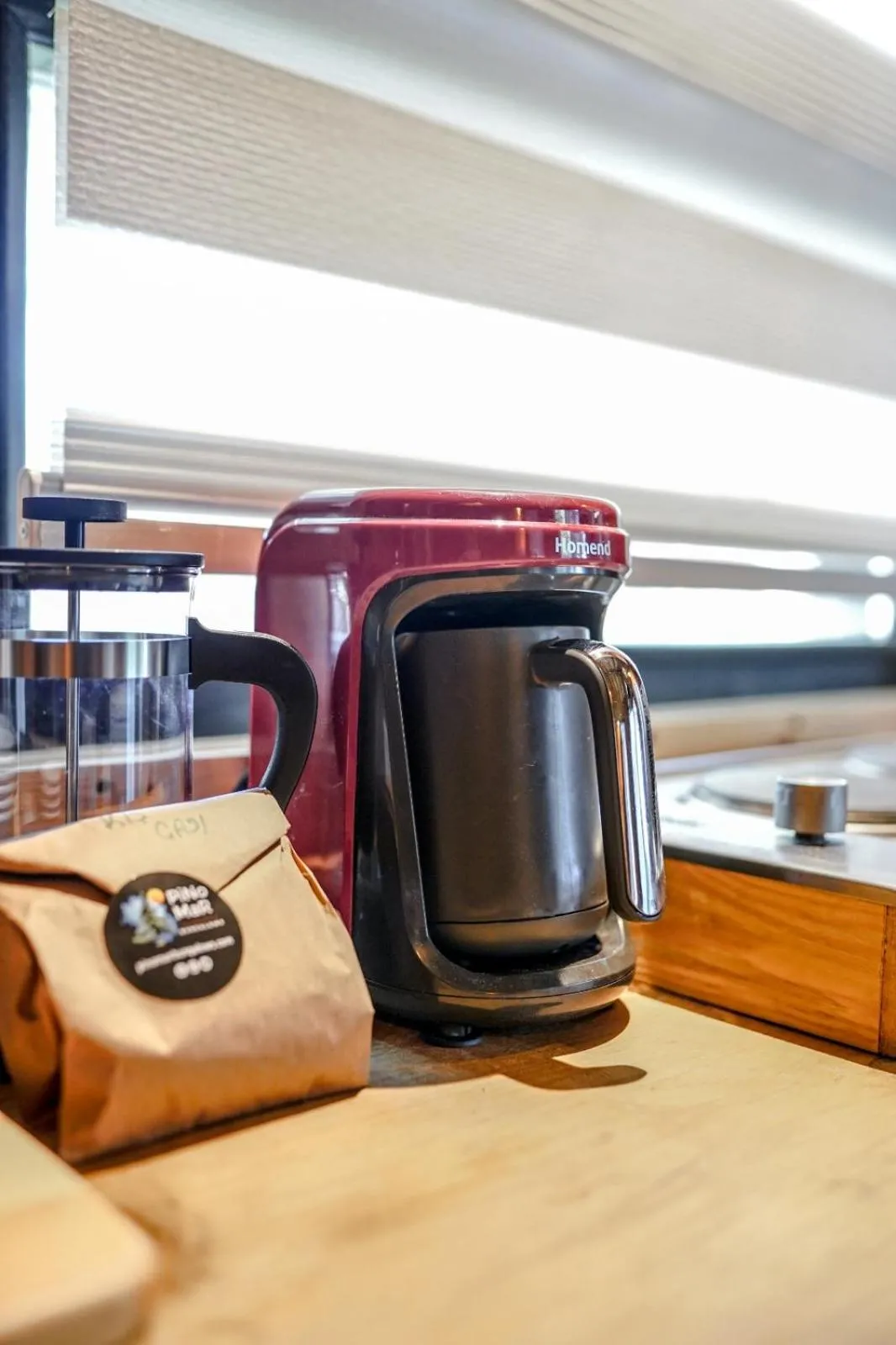 Coffee/tea facilities in Pino Mar Luxury Bungalows
