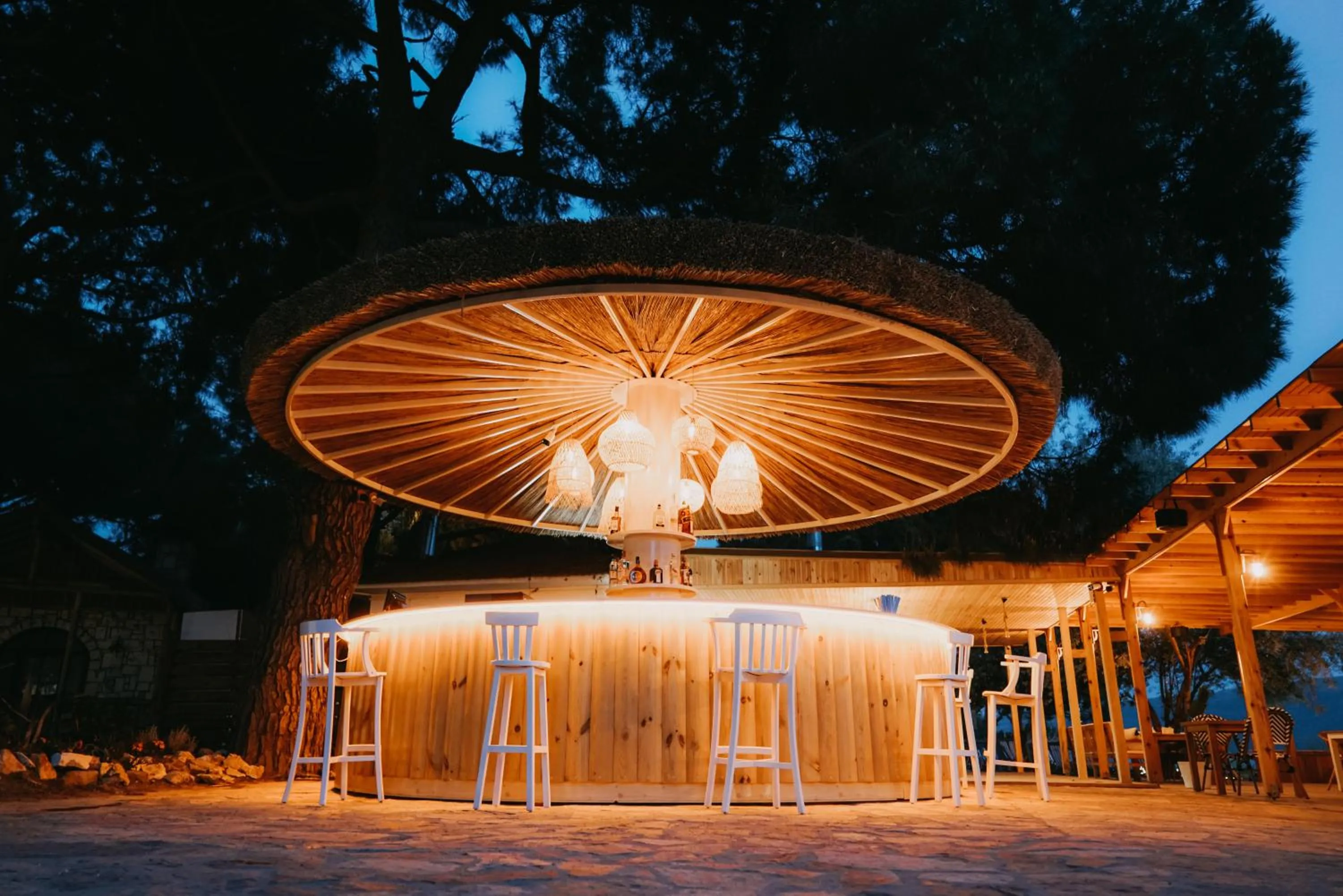 Restaurant/places to eat in Pino Mar Luxury Bungalows