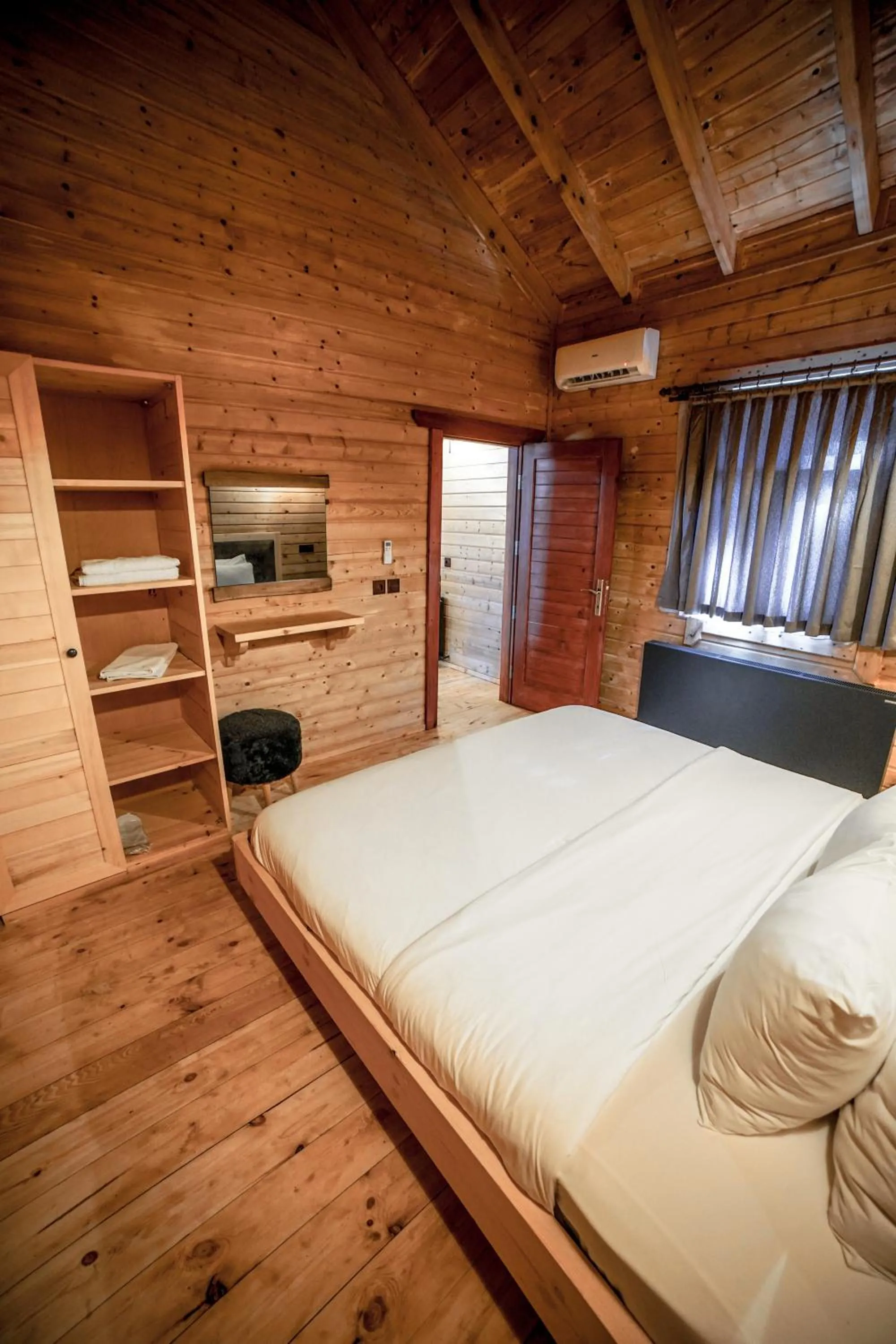 Bedroom, Bed in Pino Mar Luxury Bungalows