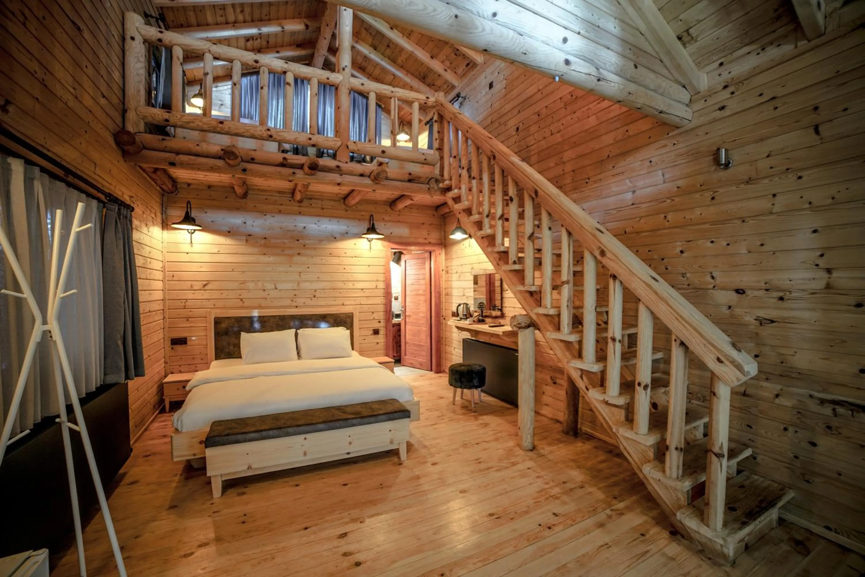 Photo of the whole room, Bed in Pino Mar Luxury Bungalows