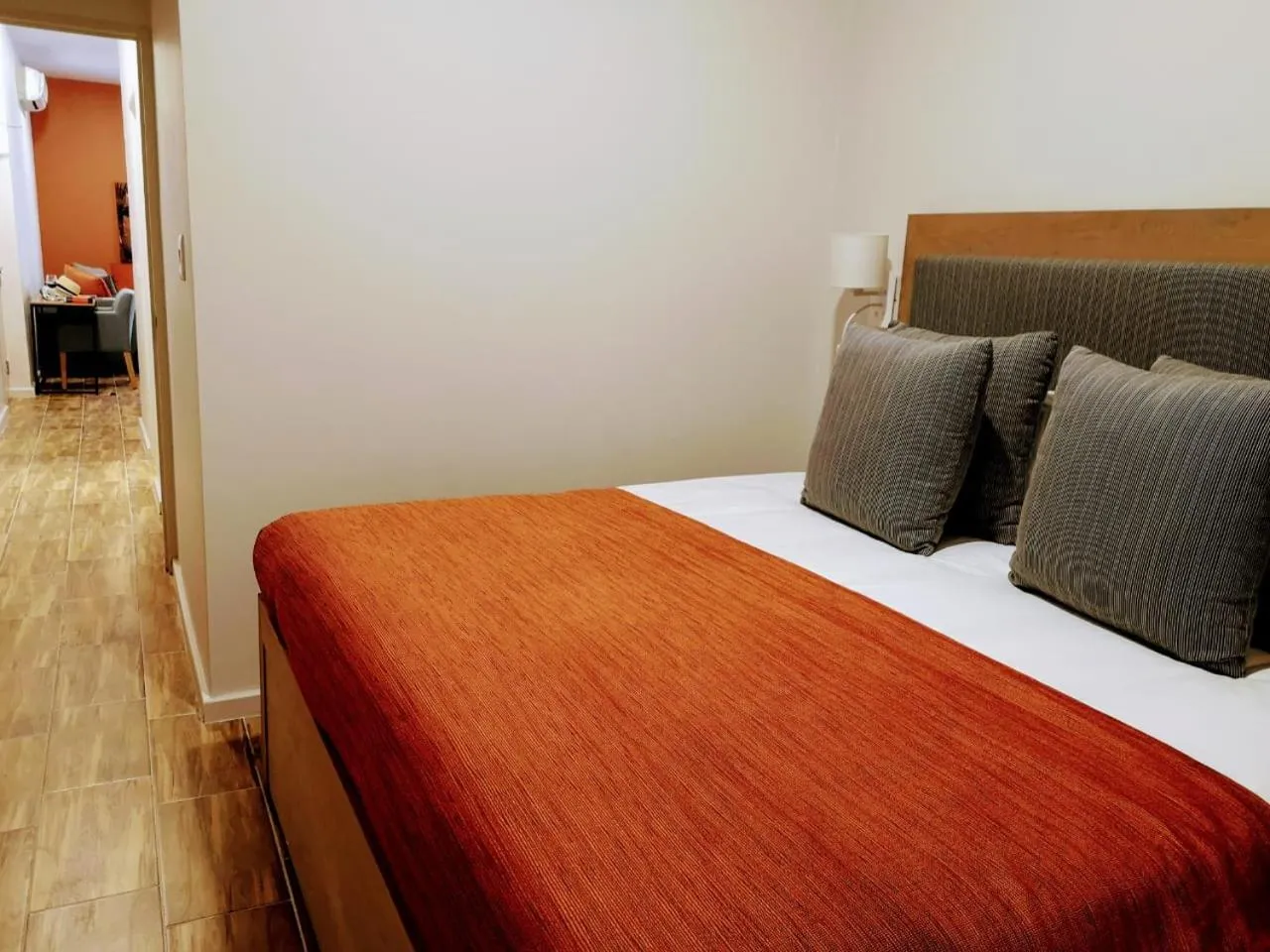 Bedroom, Bed in Urban Oasis Aparthotel