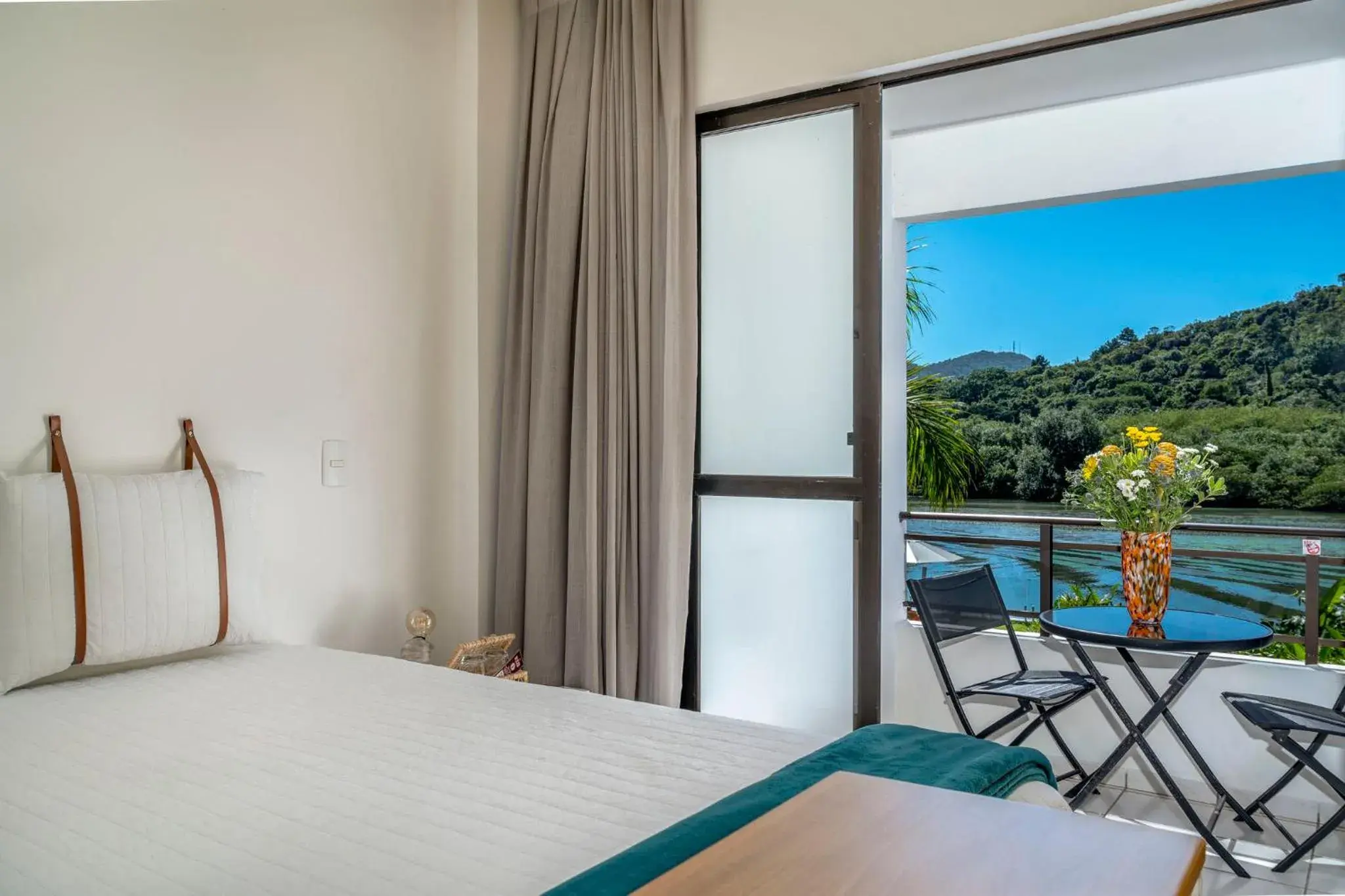 Bedroom, Bed in Rizzu Marina Hotel Bedroom, Bed in Rizzu Marina Hotel