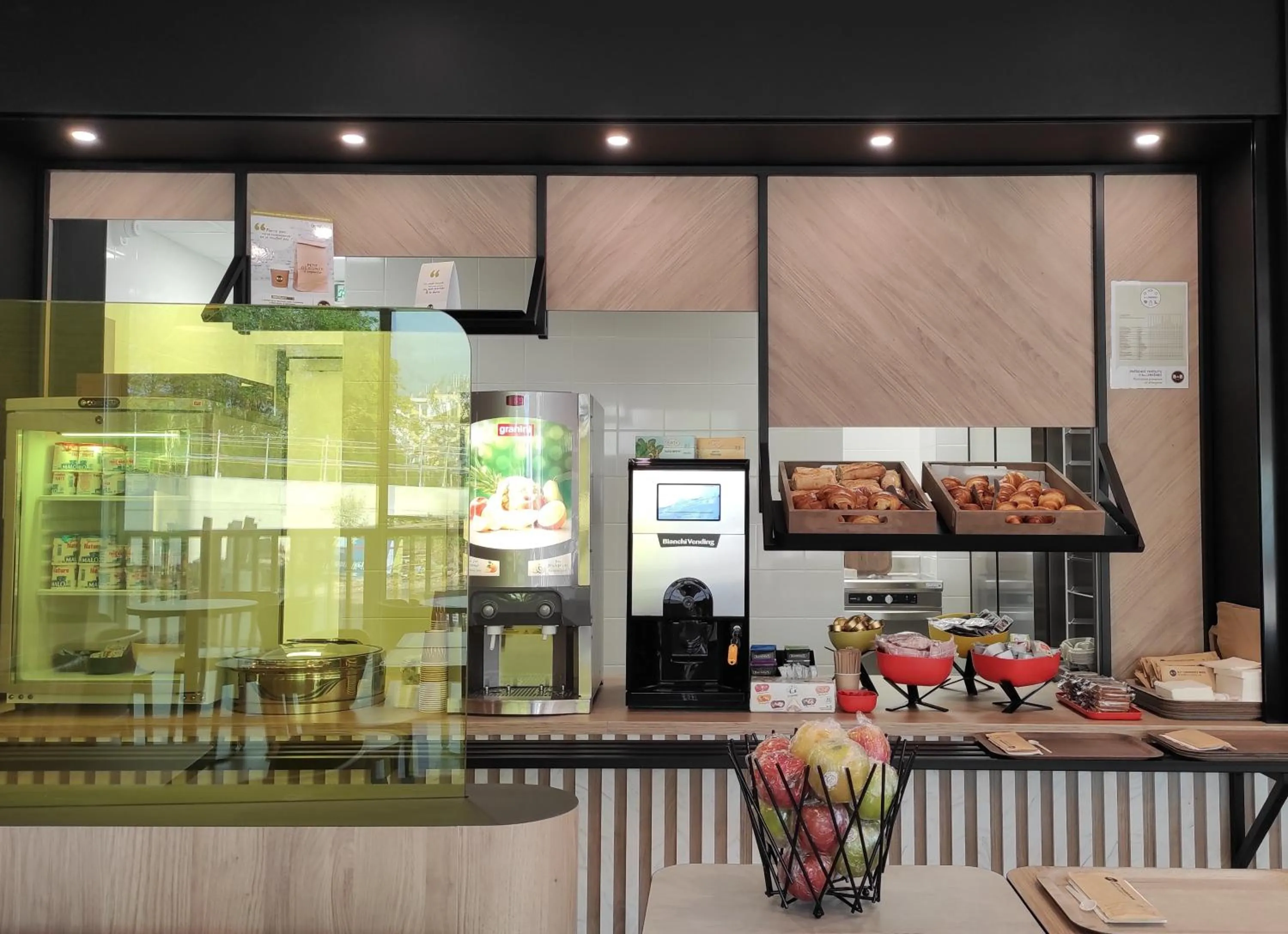 Buffet breakfast in B&B Hôtel Thionville Centre Gare