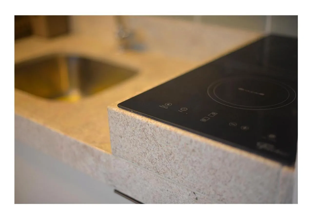 Kitchen or kitchenette in Flat Beach Class Muro Alto 1107