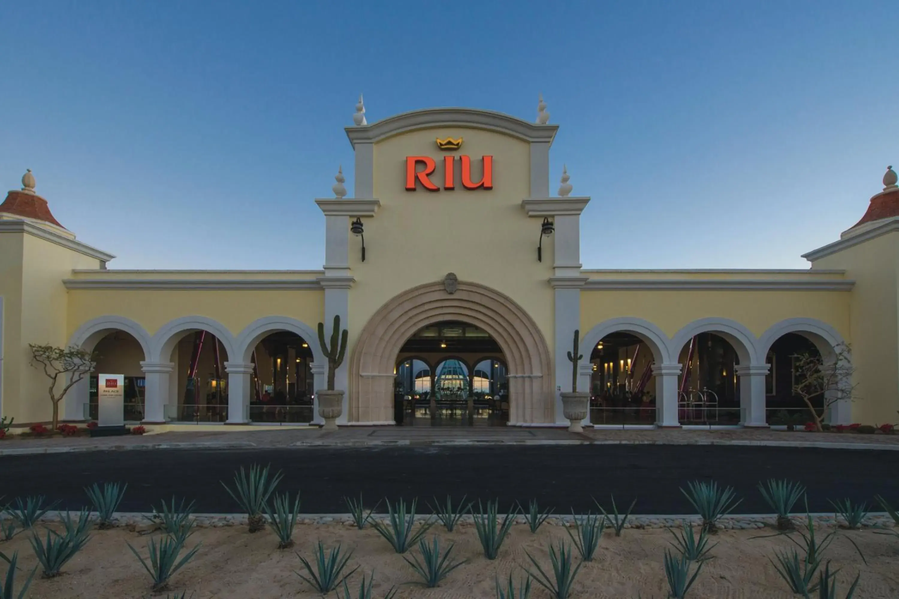 Property building in Riu Palace Cabo San Lucas - All Inclusive Property building in Riu Palace Cabo San Lucas - All Inclusive