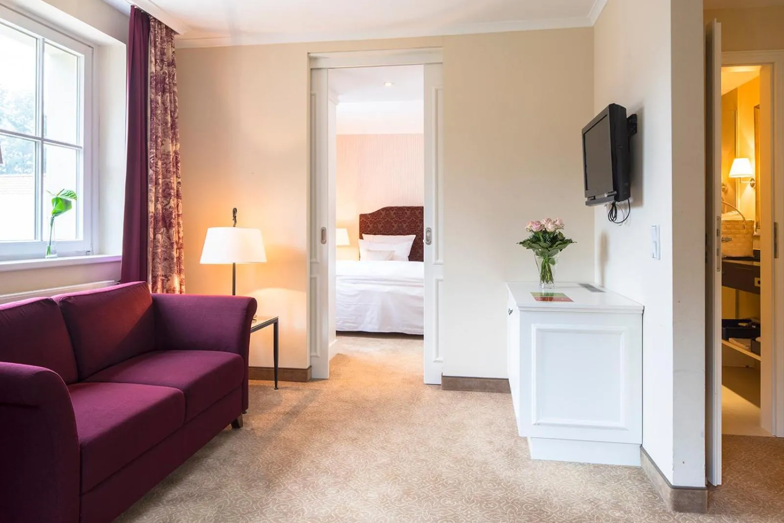 Living room, Bed in Naturresort & Spa Schindelbruch