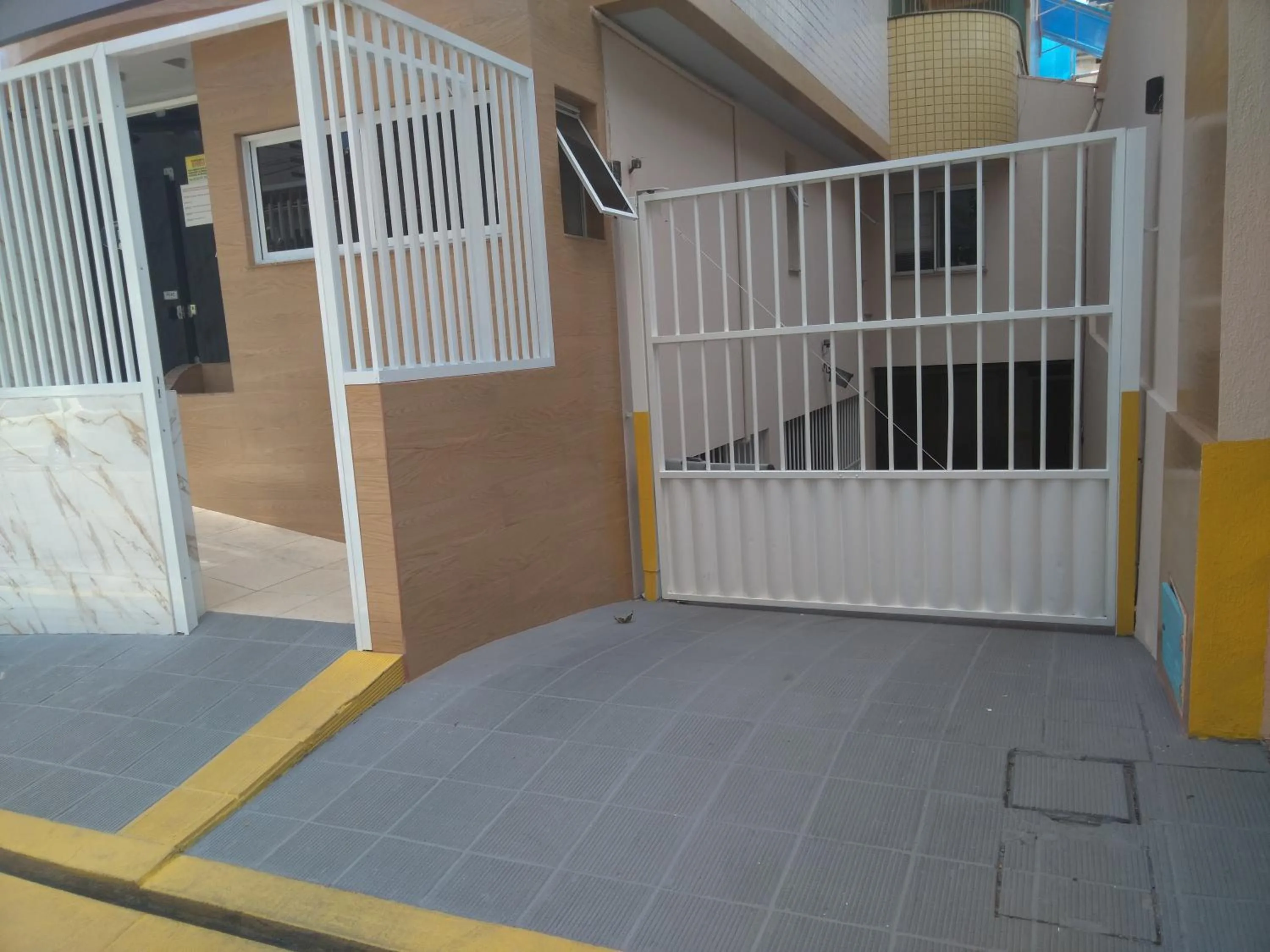 Property building in Condomínio Flat La Perla
