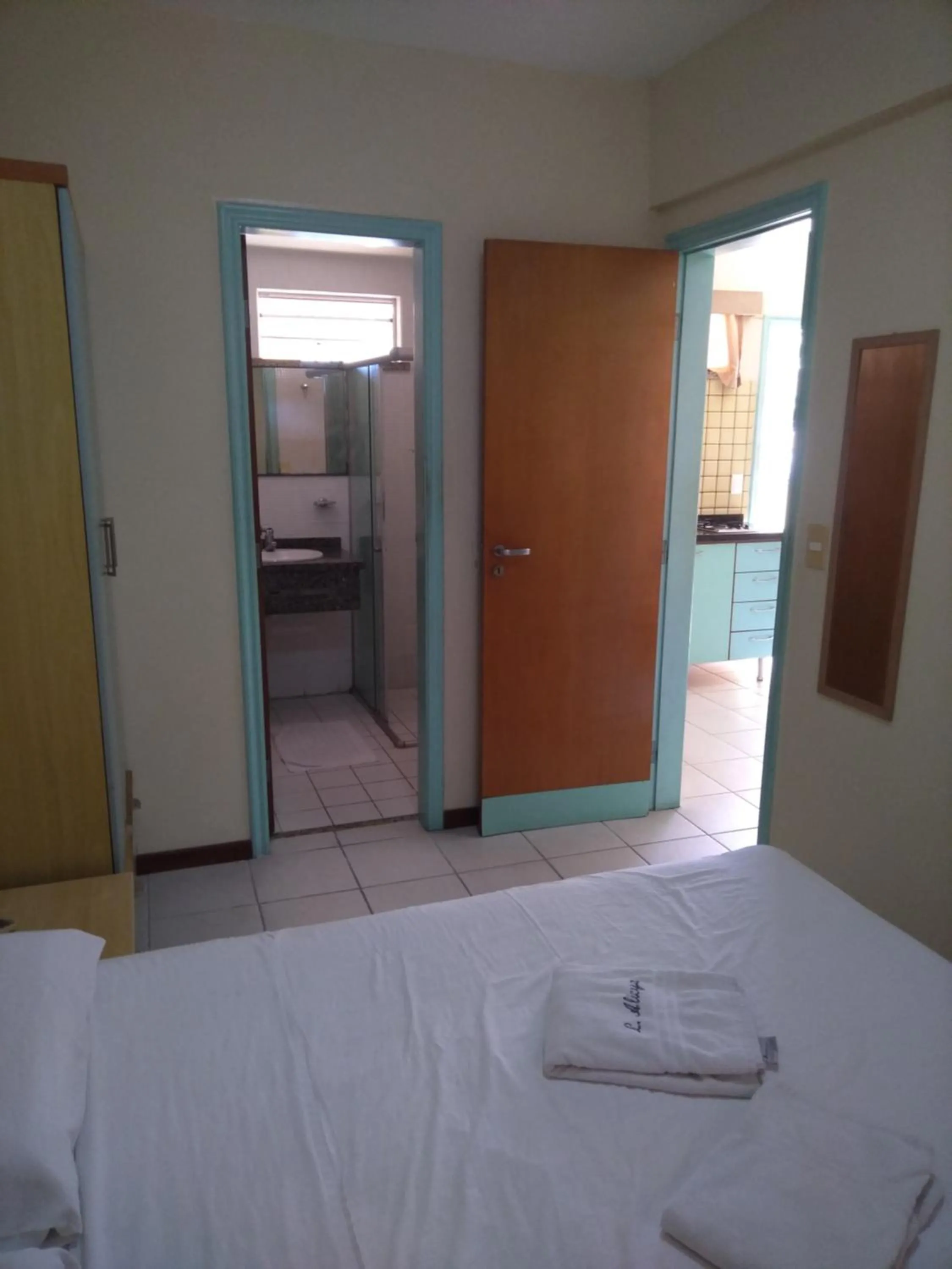 Bedroom, Bed in Condomínio Flat La Perla