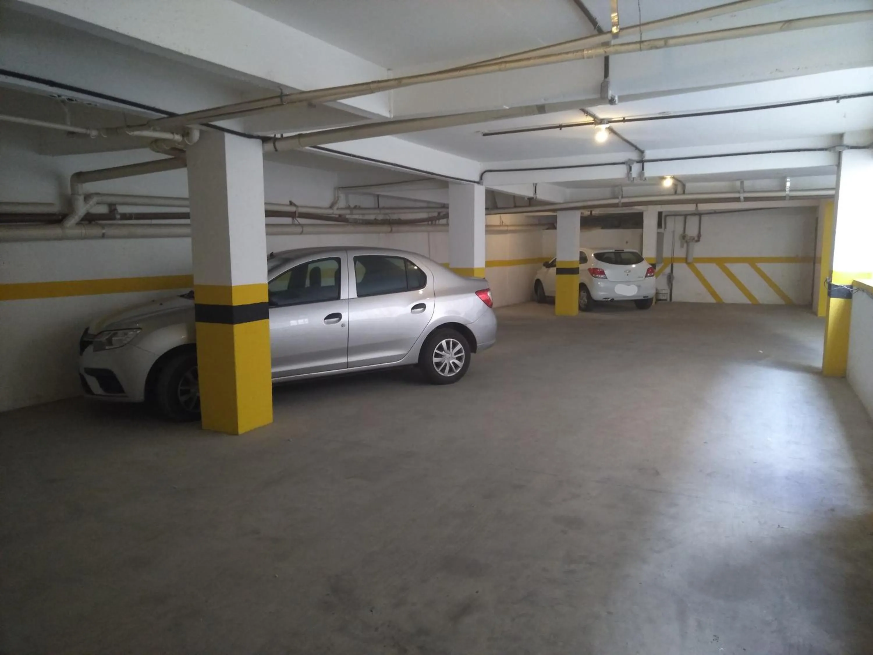 Parking in Condomínio Flat La Perla