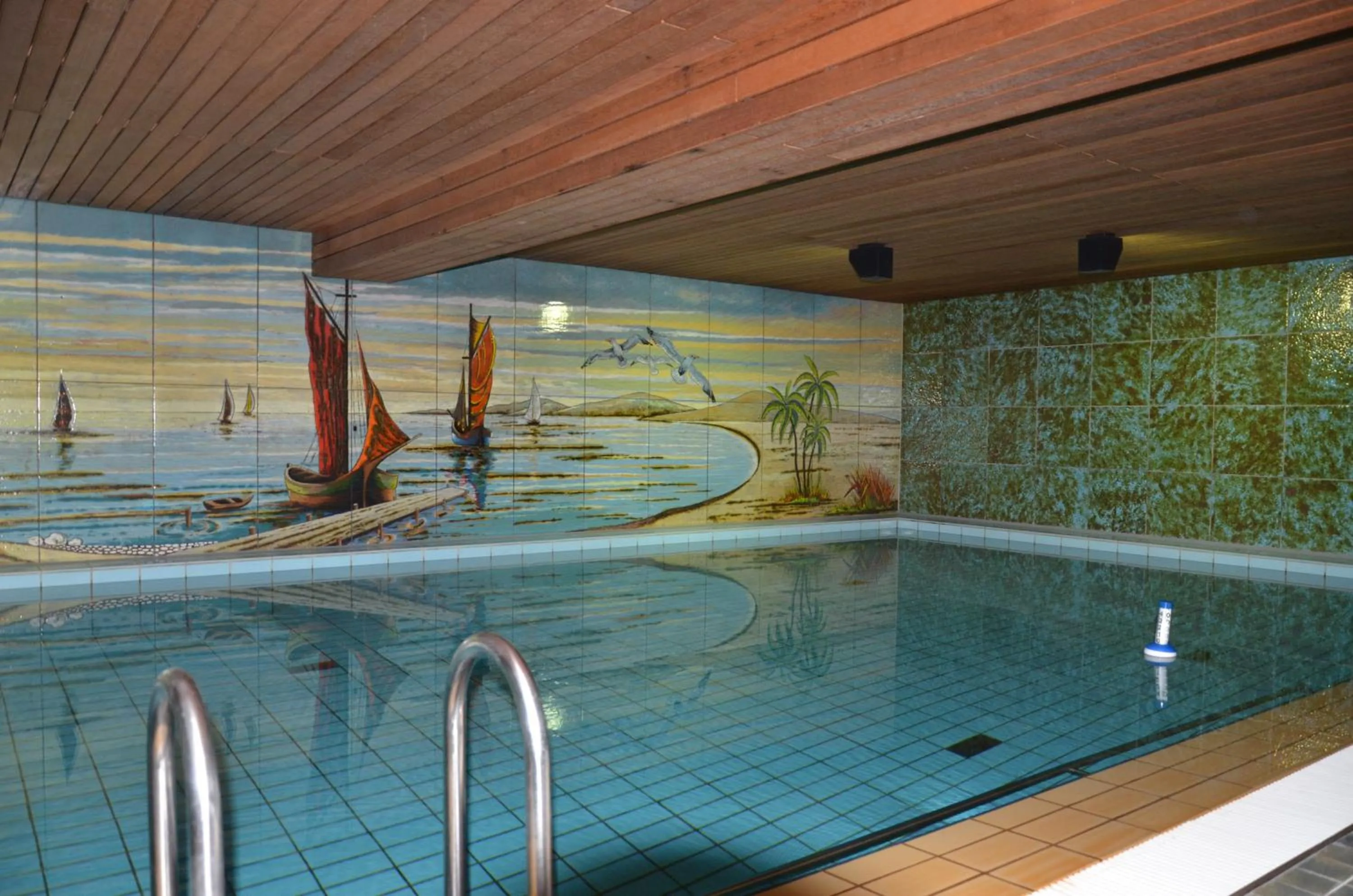 Swimming pool in Hotel Waldersee