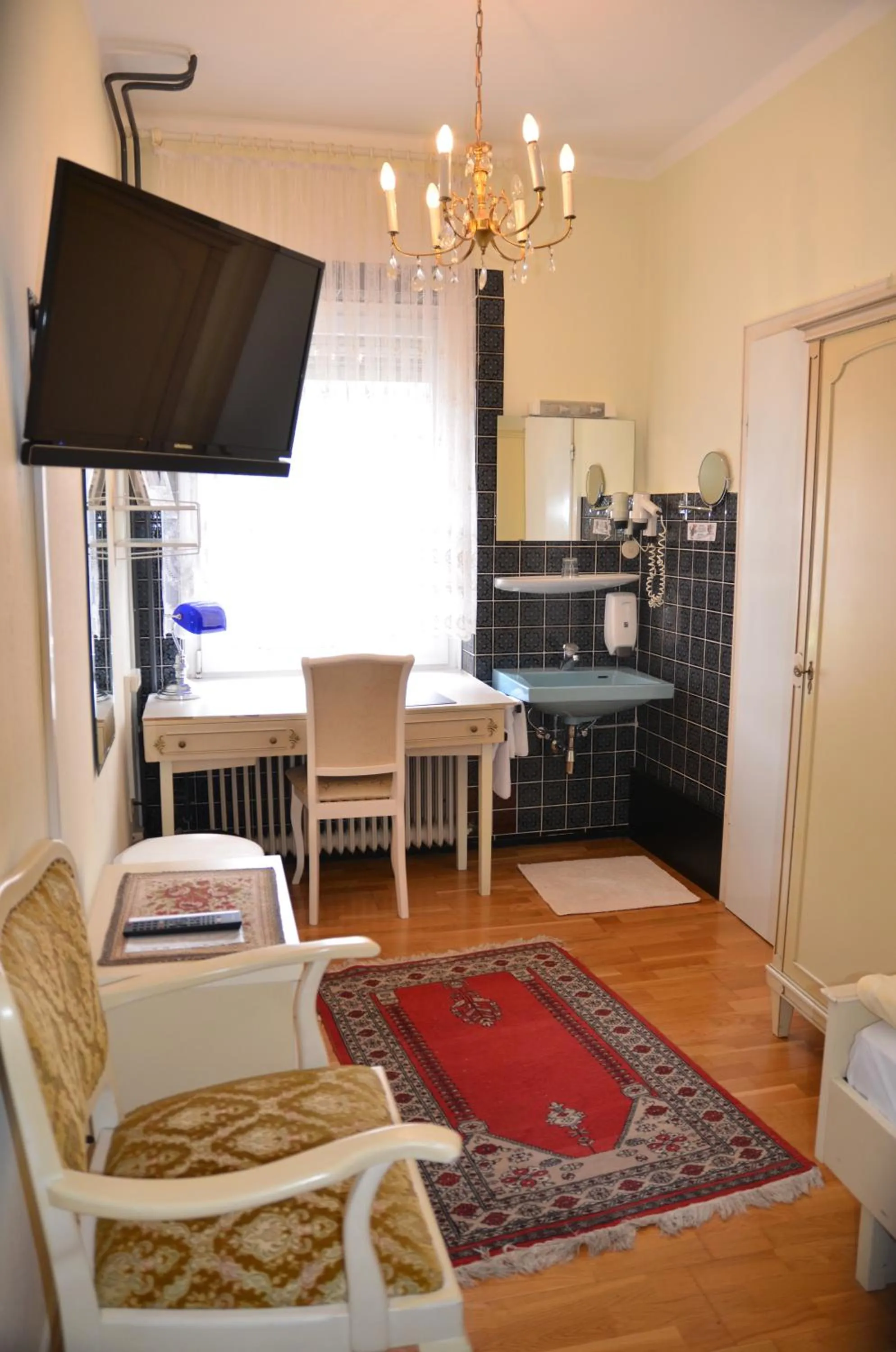 Photo of the whole room in Hotel Waldersee