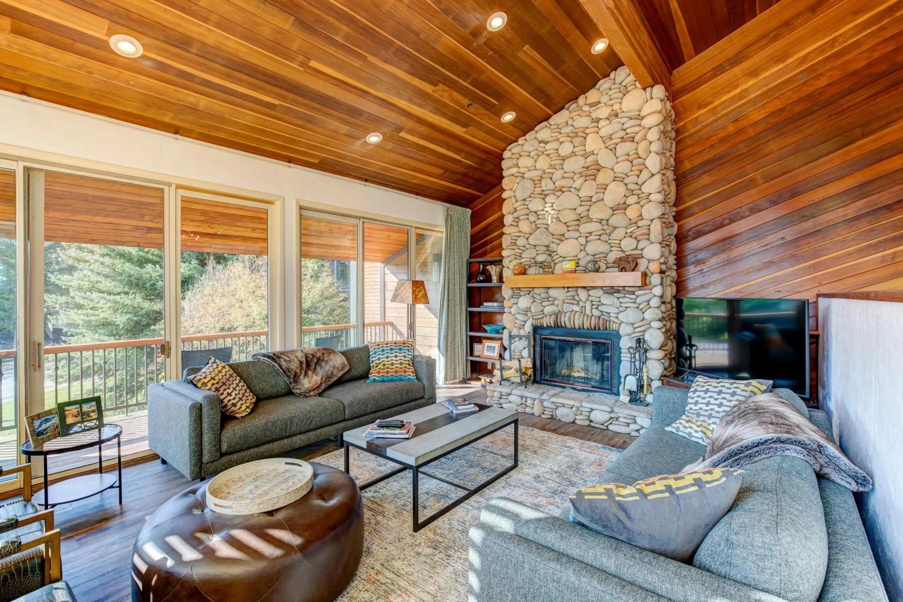 Fairway Village 2570