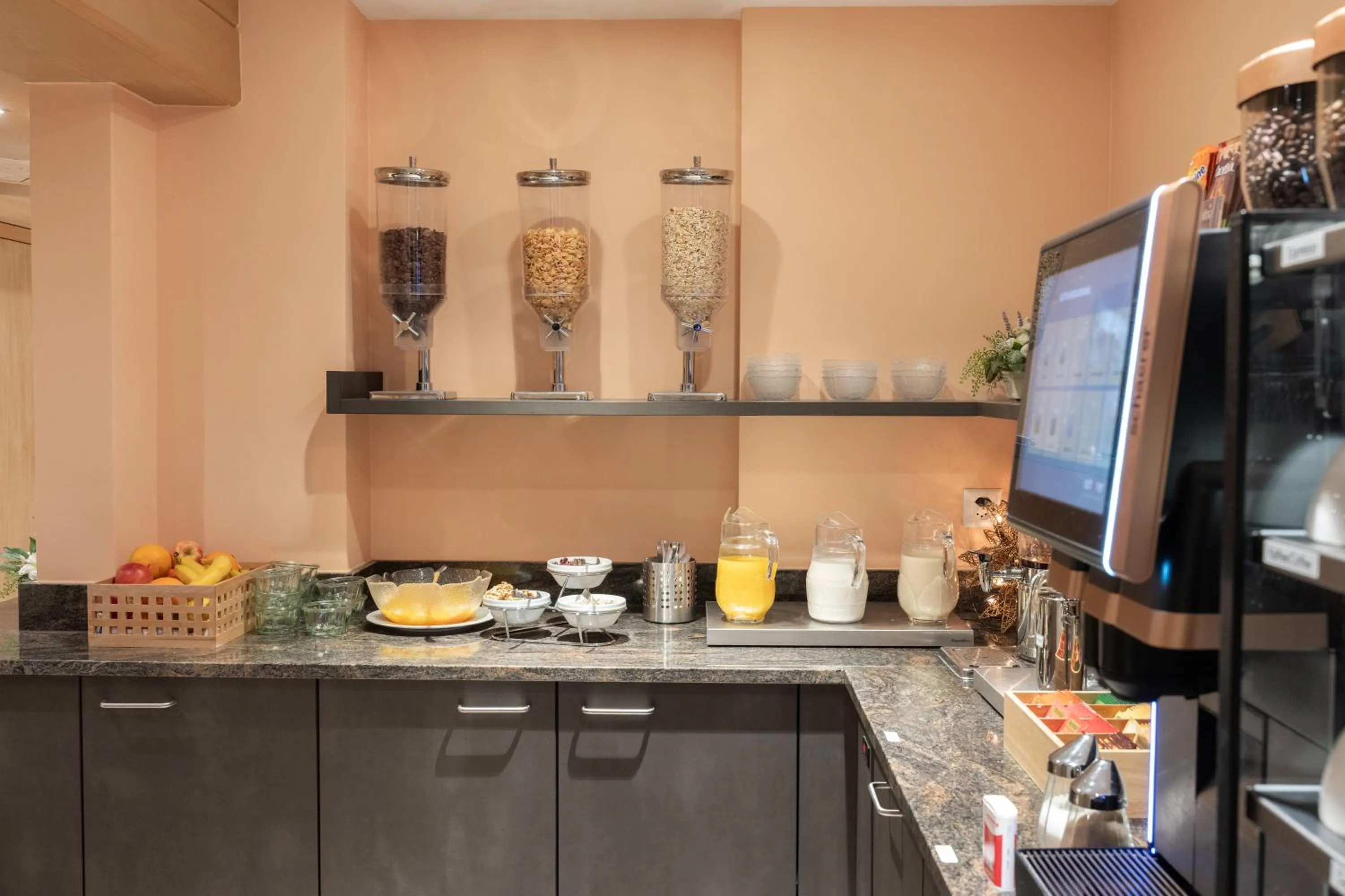 Breakfast in Hotel Grindelwalderhof