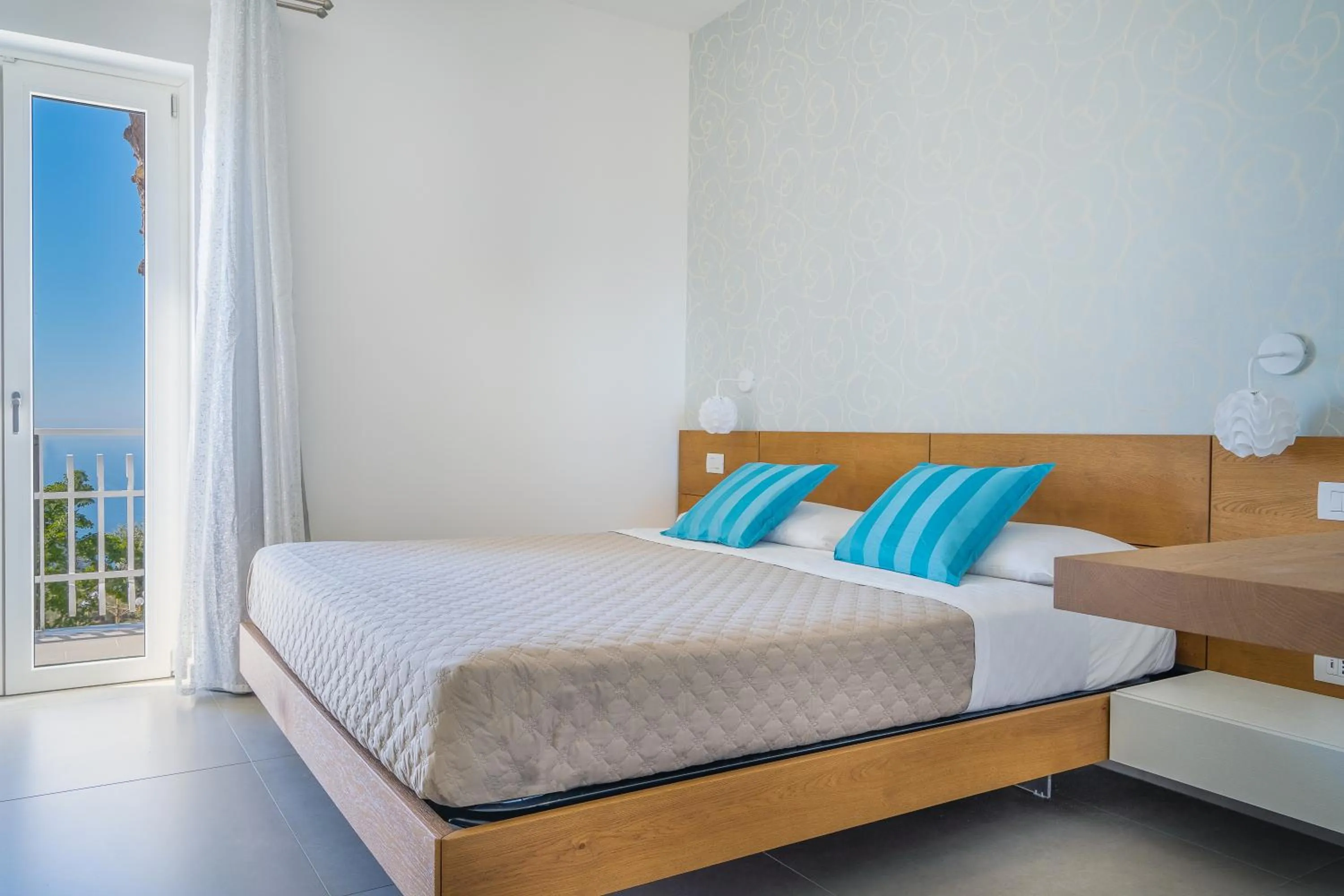 Bedroom, Bed in Villa Ariele