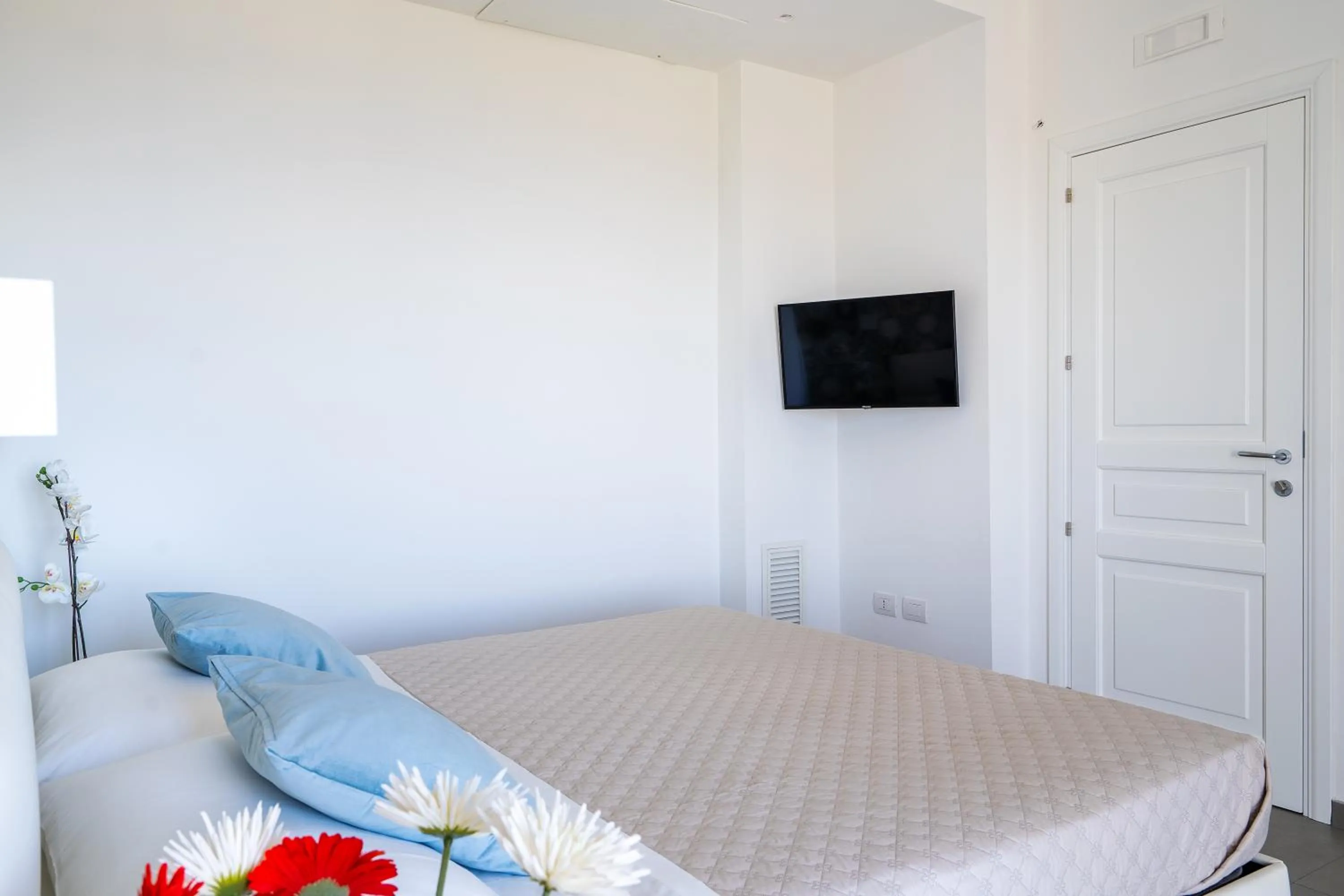 Photo of the whole room, Bed in Villa Ariele