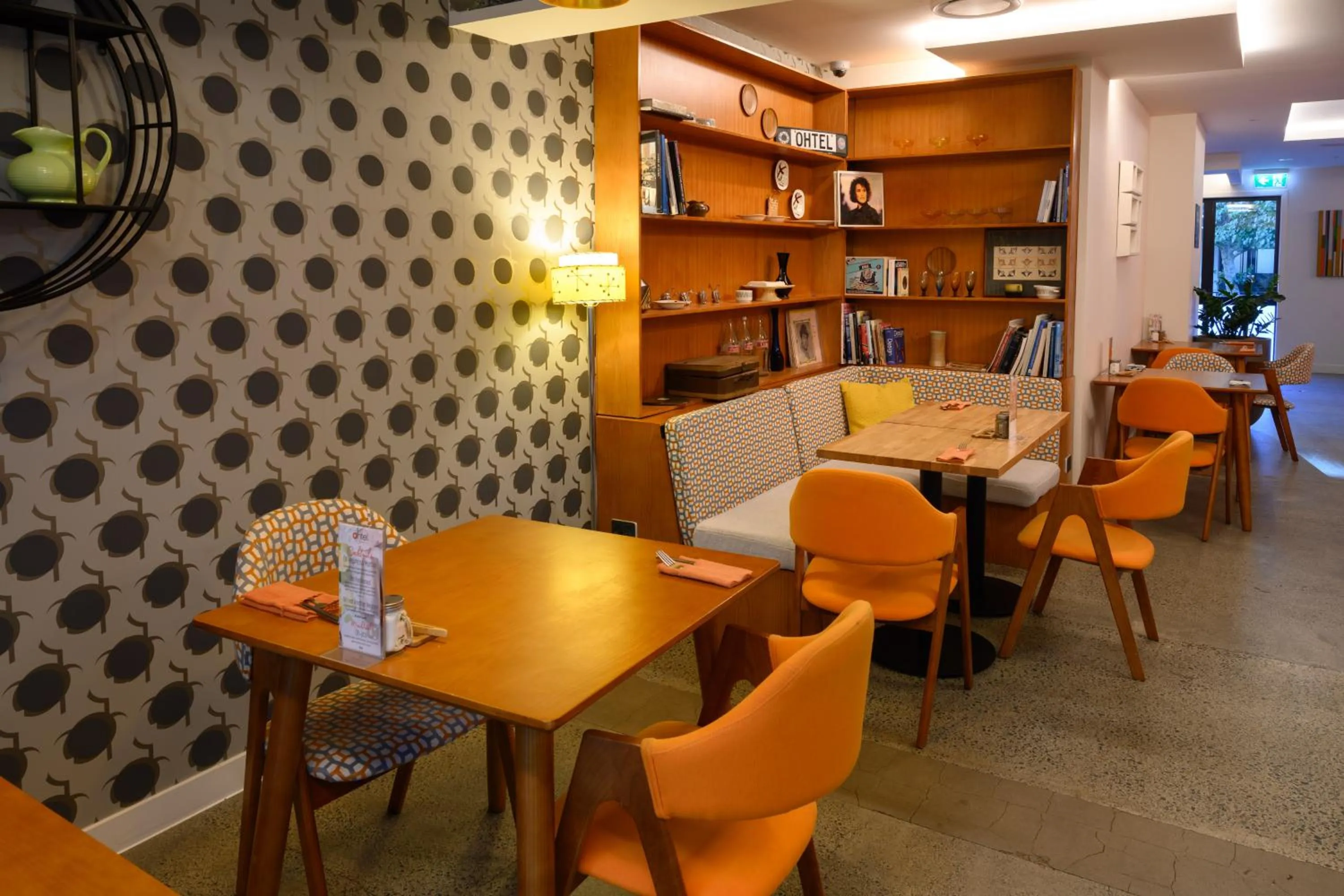 Restaurant/places to eat in Ohtel Auckland