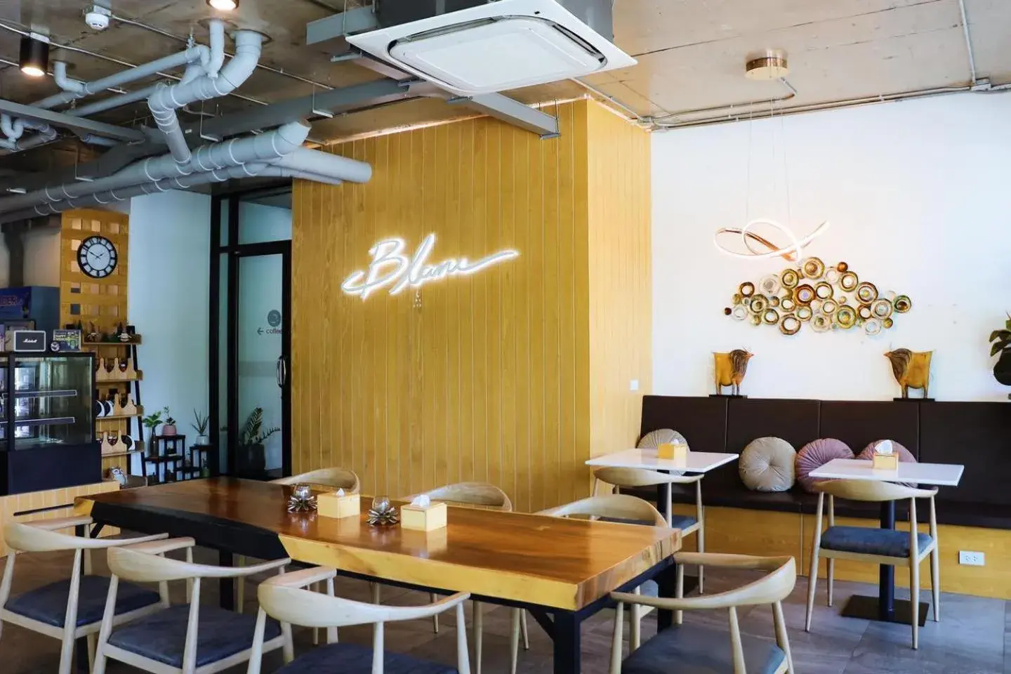 Restaurant/places to eat in Ananzitra Hotel Restaurant/places to eat in Ananzitra Hotel