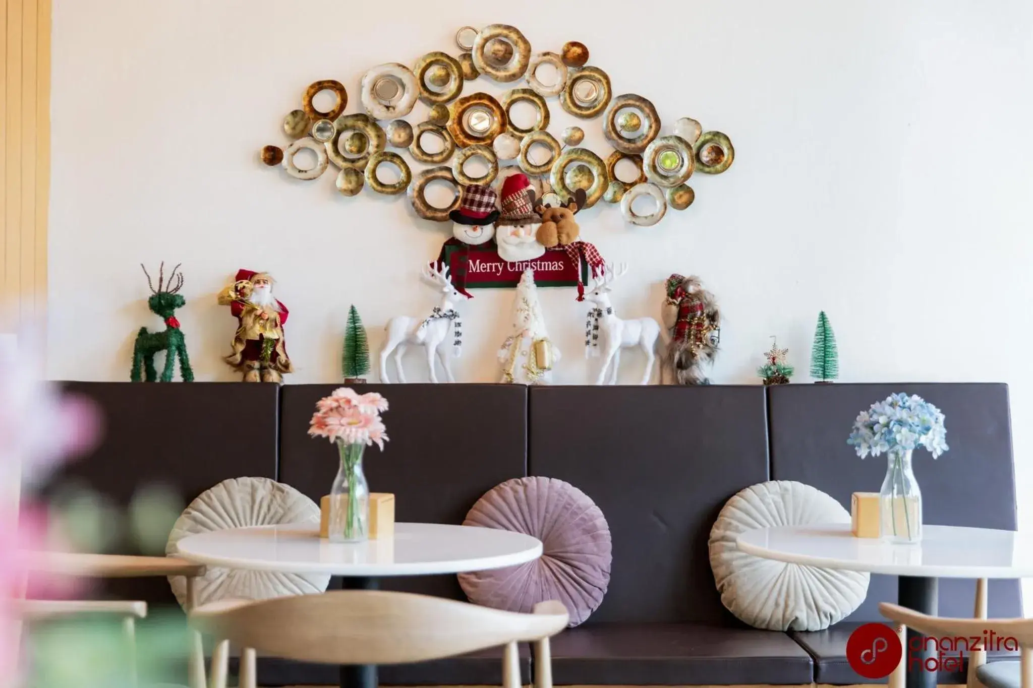 Restaurant/places to eat in Ananzitra Hotel Restaurant/places to eat in Ananzitra Hotel