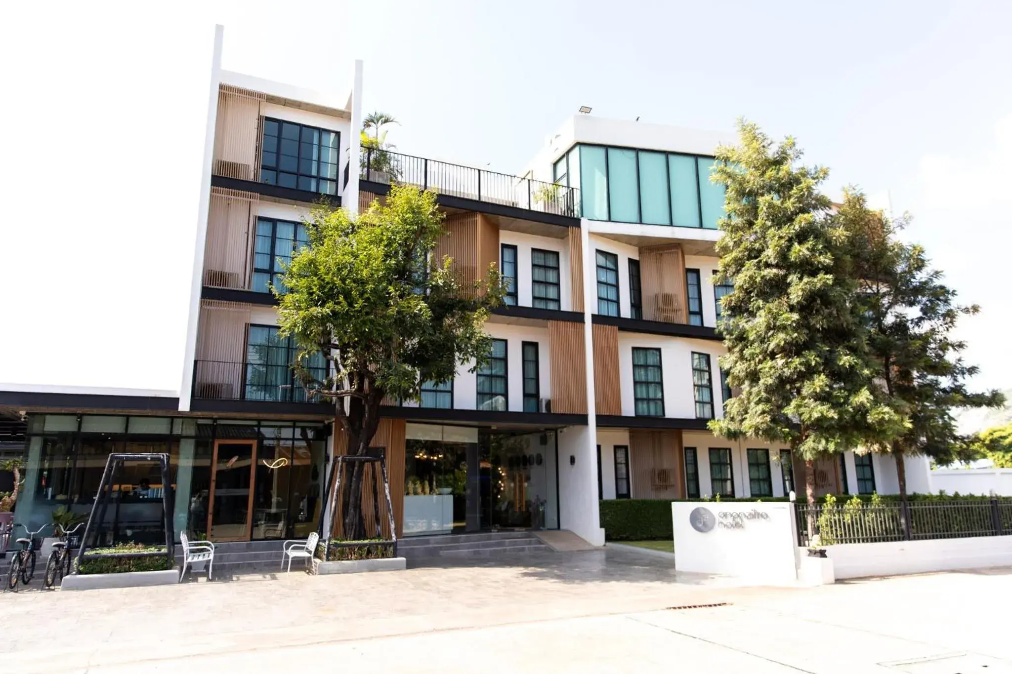 Property building in Ananzitra Hotel Property building in Ananzitra Hotel