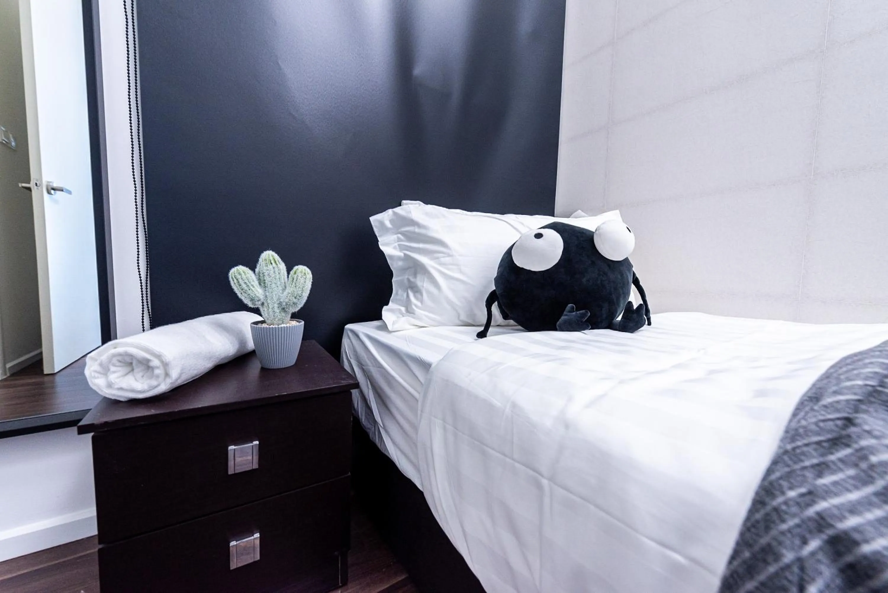 Bed in Time To Relax v 3BR Geo Bukit Rimau,Shah Alam by Verano