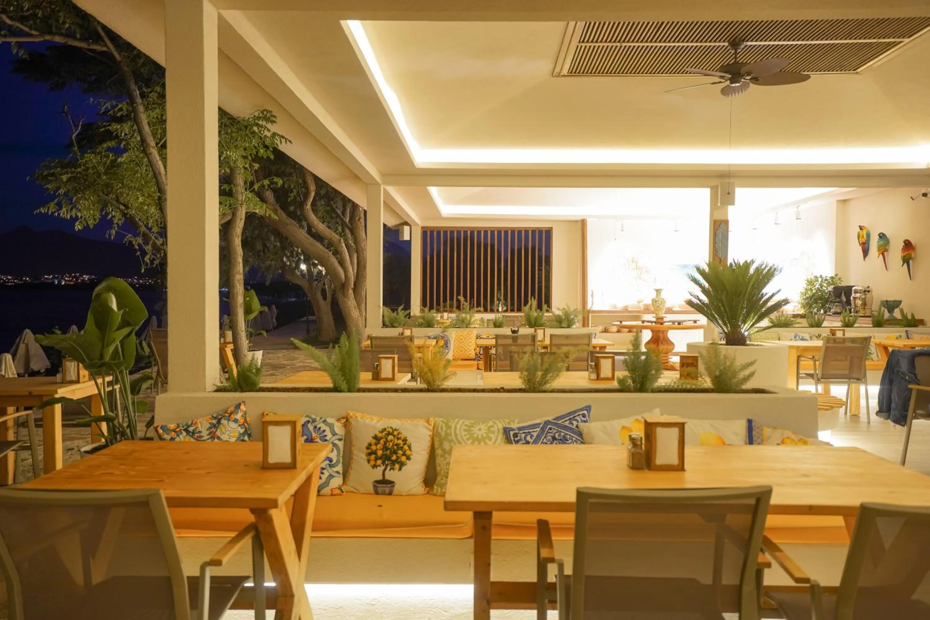 Restaurant/places to eat in Datça Dirik Surf Beach Hotel