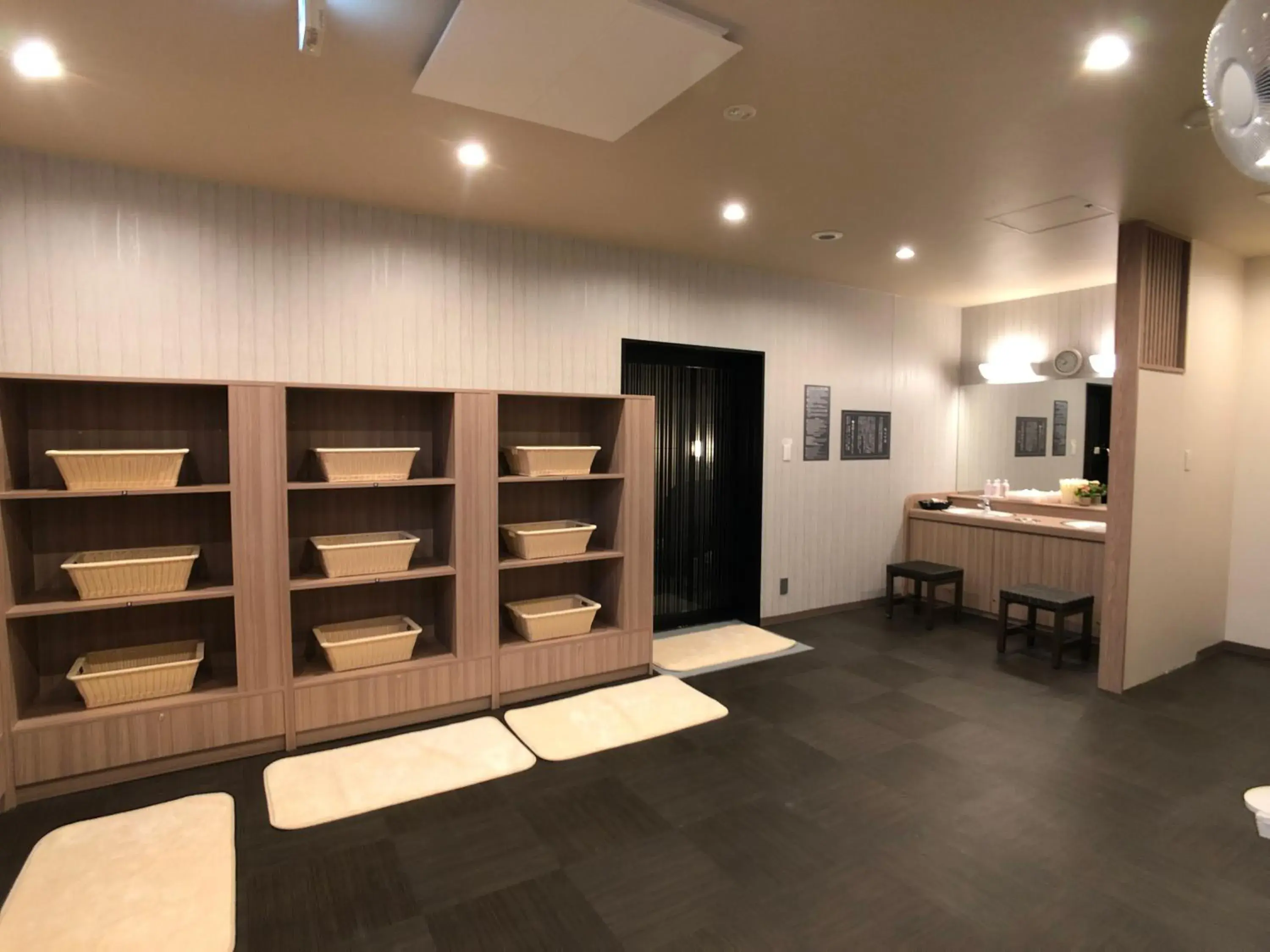 Public Bath, Bed in Hotel Route Inn Noda -Kokudo 16 Gouzoi- Public Bath, Bed in Hotel Route Inn Noda -Kokudo 16 Gouzoi-