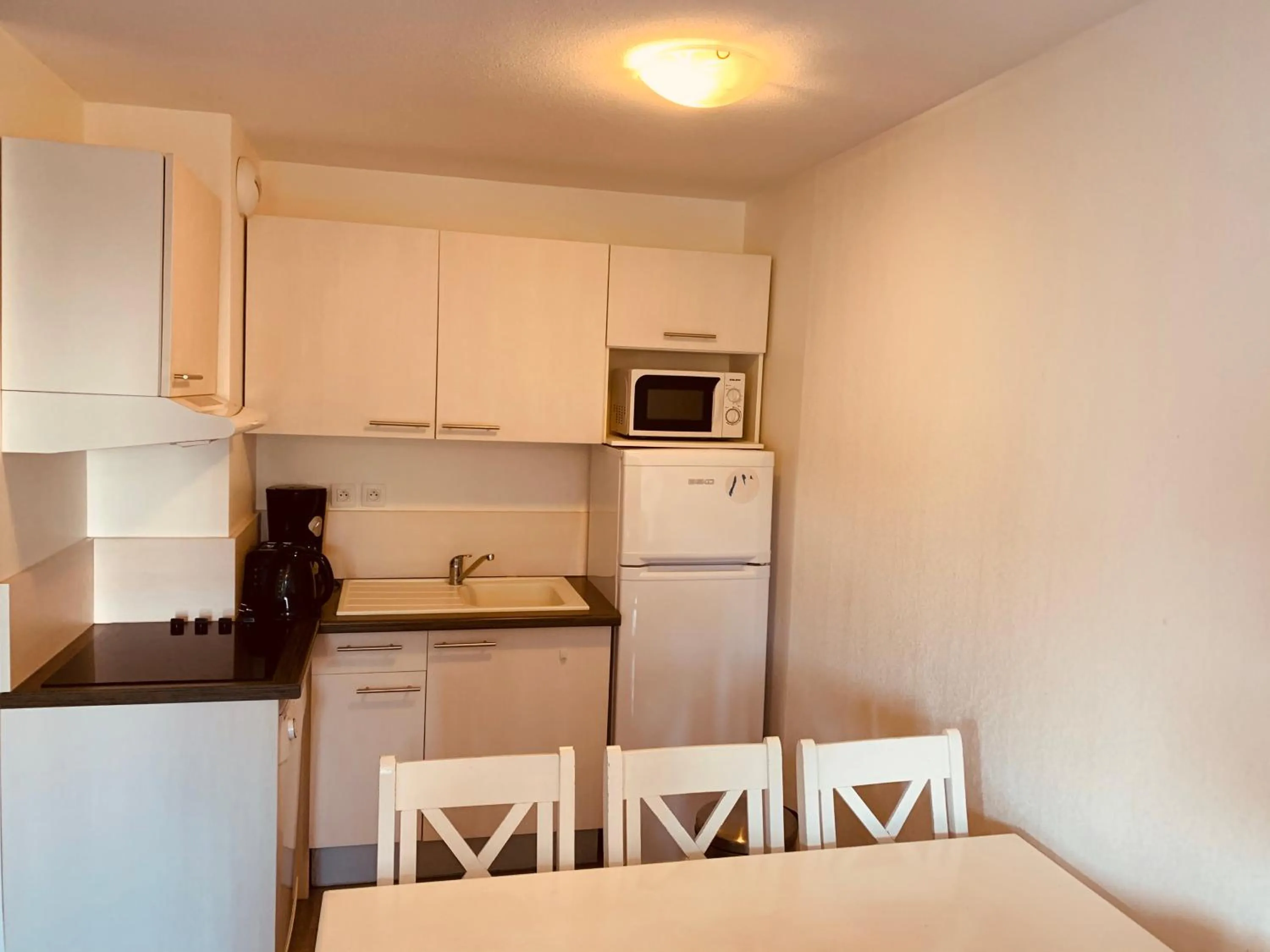 Kitchen or kitchenette in Terres de France - Résidence Côté Provence