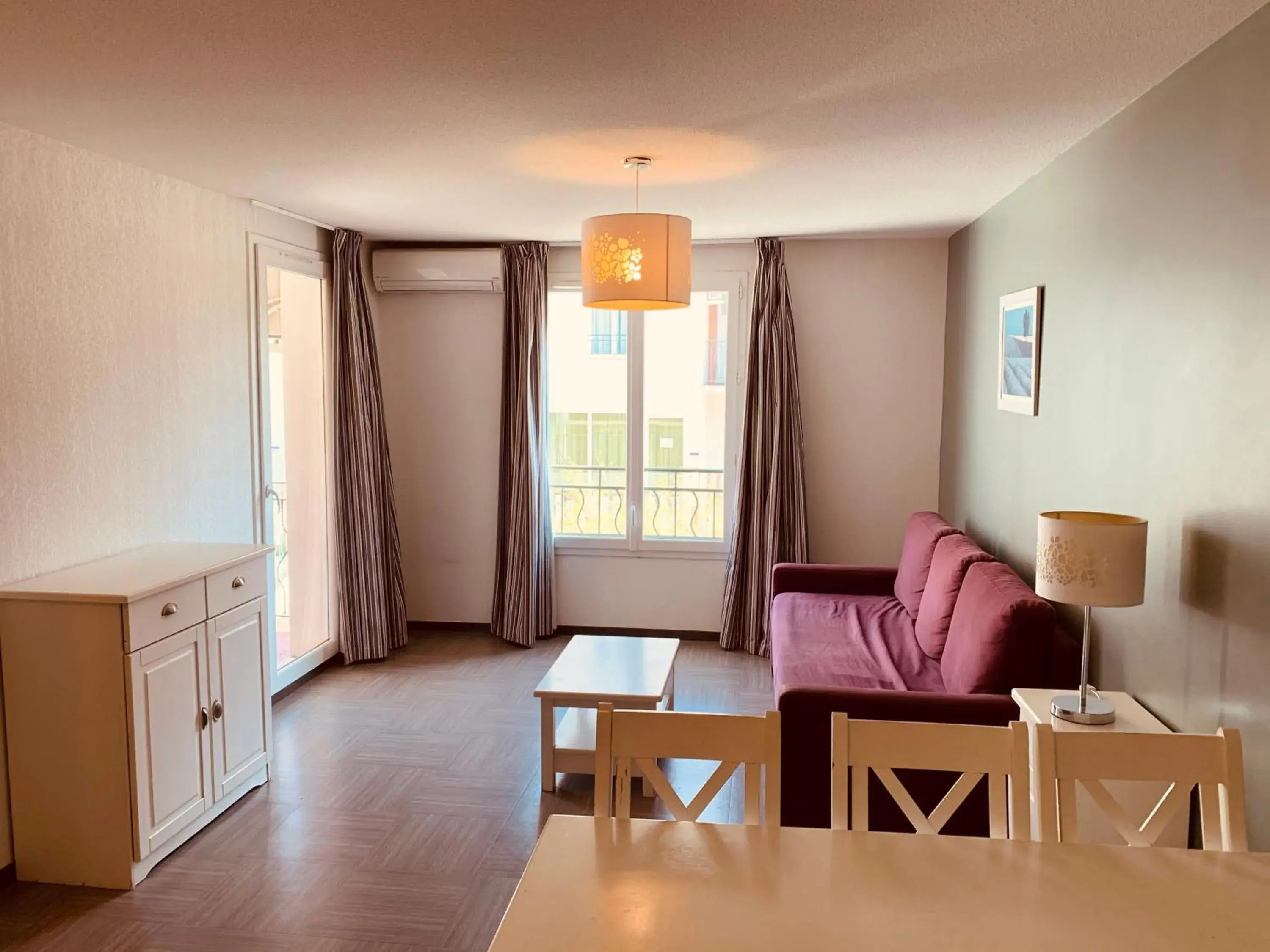 Two-Bedroom Apartment in Terres de France - Résidence Côté Provence Two-Bedroom Apartment in Terres de France - Résidence Côté Provence