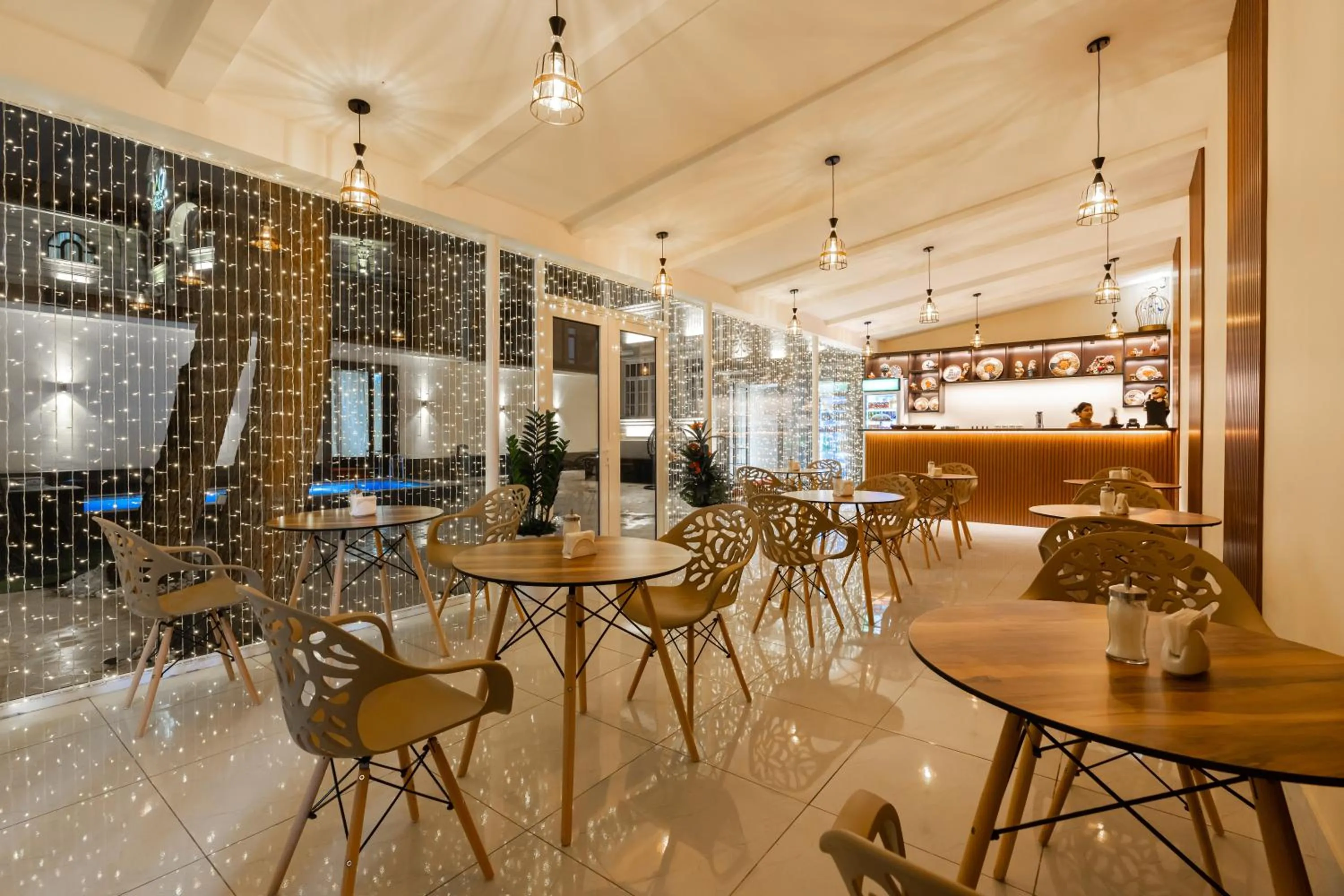 Coffee/tea facilities in Shoxjahon Hotel - 600 Mbps Internet